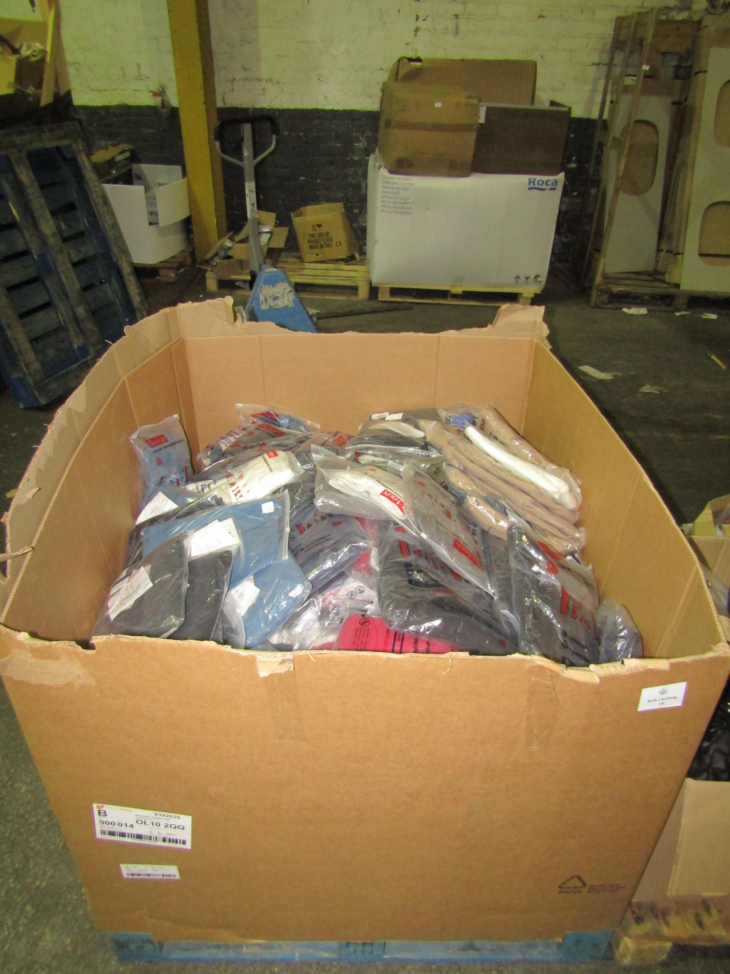 pallet of approx 130 mixed amazon mens & womans clothes & shoes all new & packaged, consists of 40