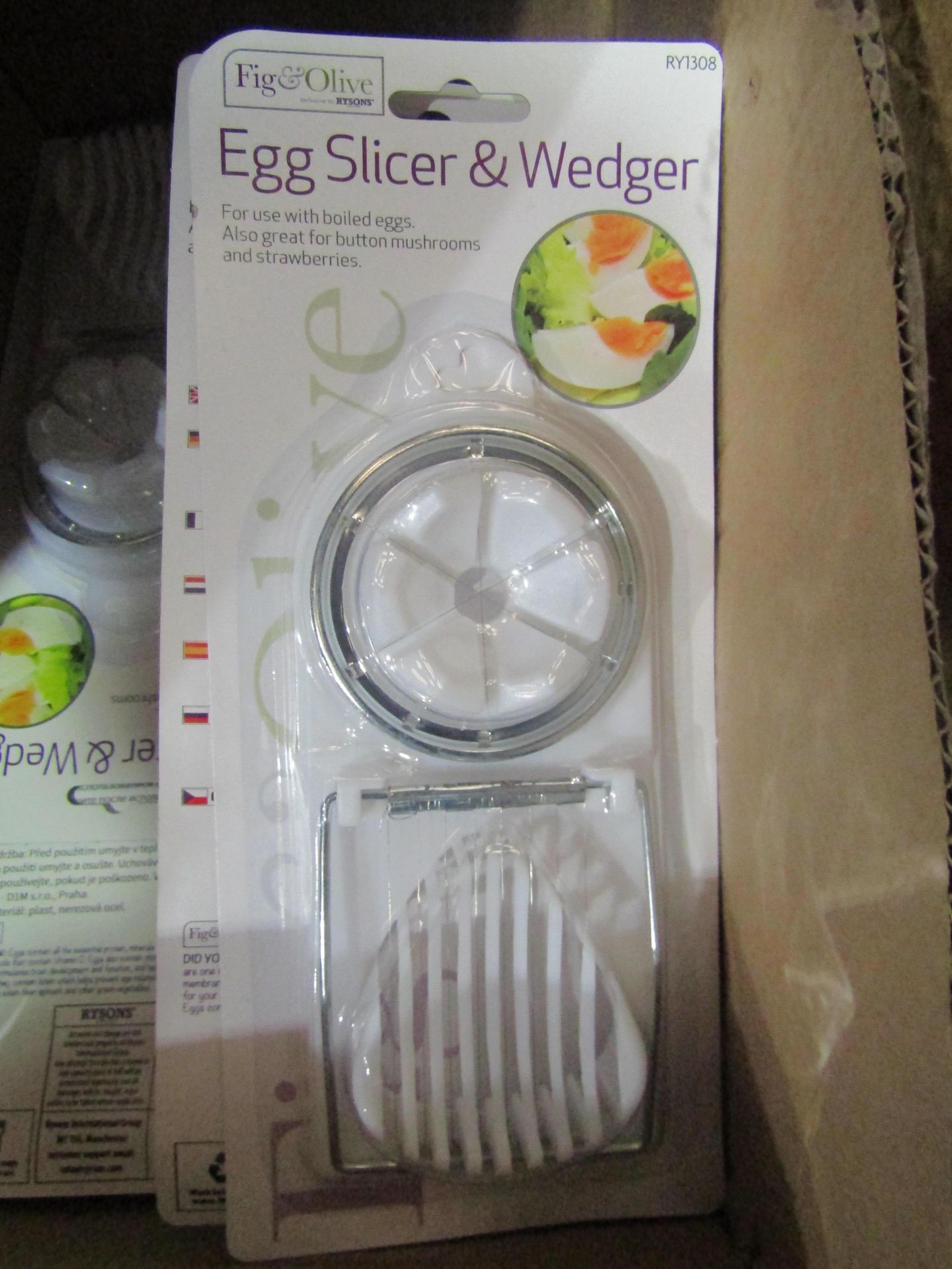 12 x Fig & Olive Egg Slicer & wdger packaged unused