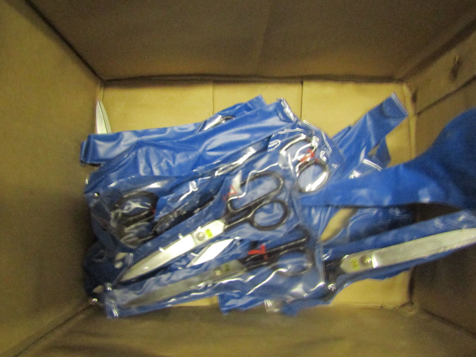 Box Of Approx 18 Cast Iron 7" Scissors New & Packaged