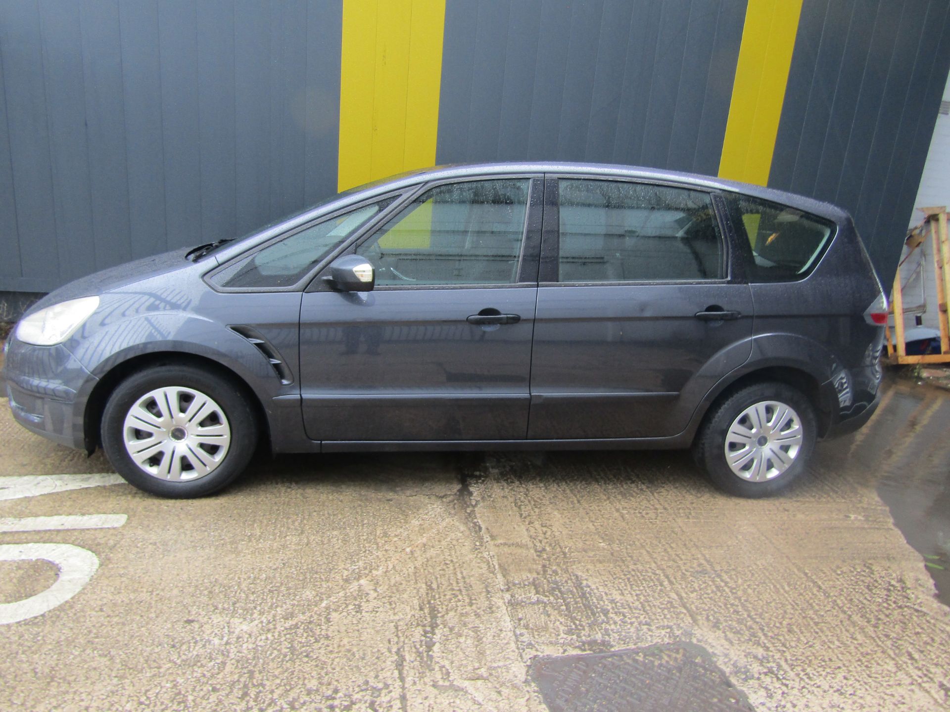 Ford Focus S-Max Estate 59 Plate Diesel, 1753CC, Mileage 120,000, no. of previous Keepers 4. MOT'd - Image 9 of 15