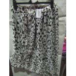 Mono AnimalWrap Midi Skirt Size 16 new & Packaged