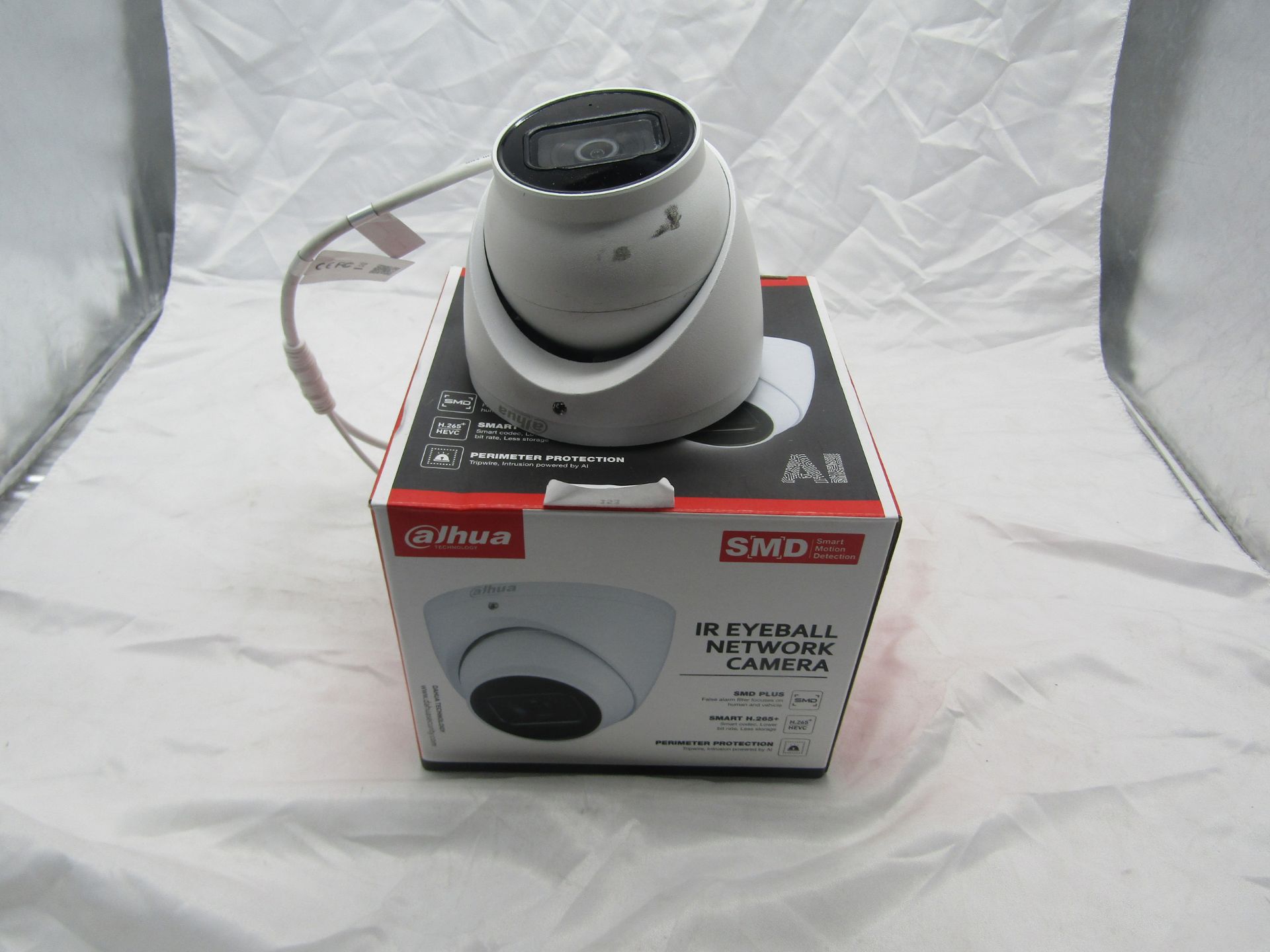 IP CAMERA Model: DH-IPC - HDW3441EMP - AS - 0280B weight:0.72kg Size:156mm *156mm * 137 mm P/N:1.0.