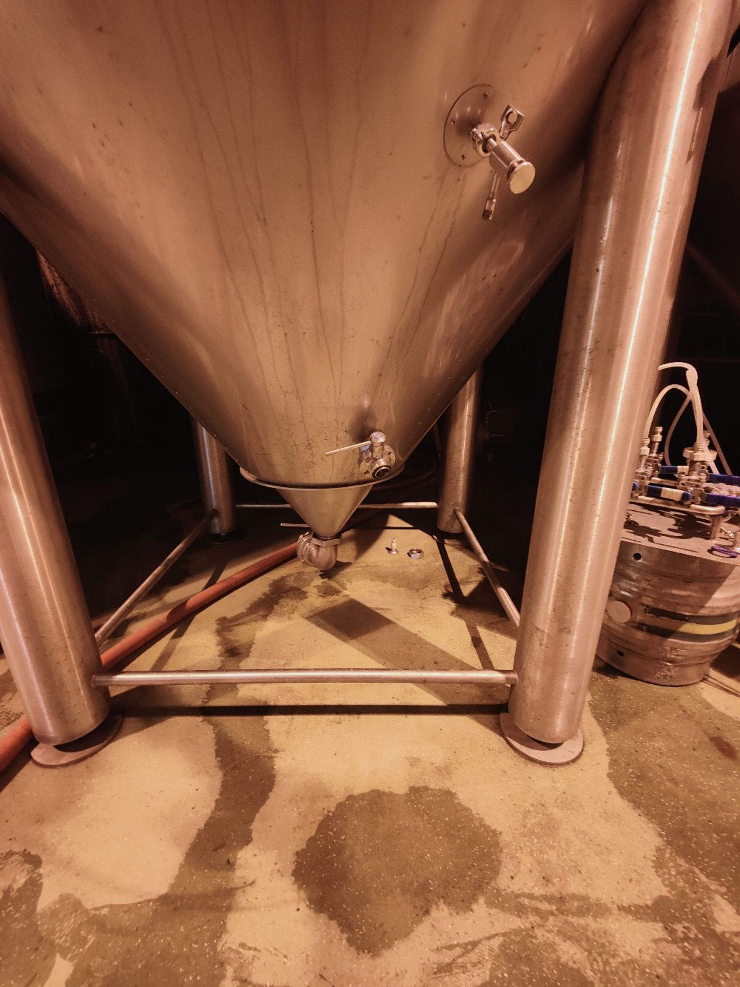 5,200 Litre Capacity Stainless Steel Jacketed Fermentation Tank With Conical Base - Image 3 of 4