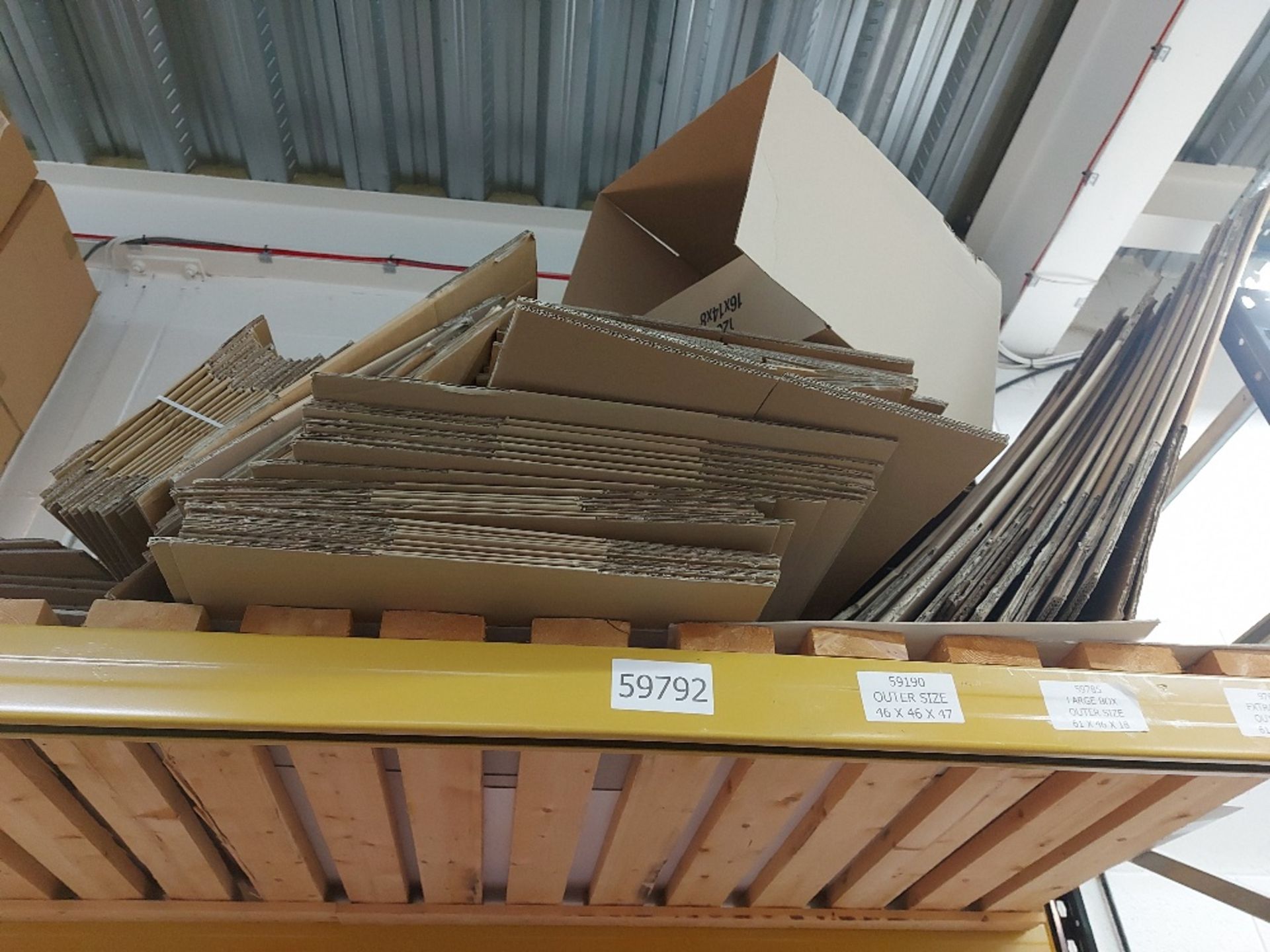 (6) Bays of Heavy Duty Pallet Racking & Contents - Image 7 of 12