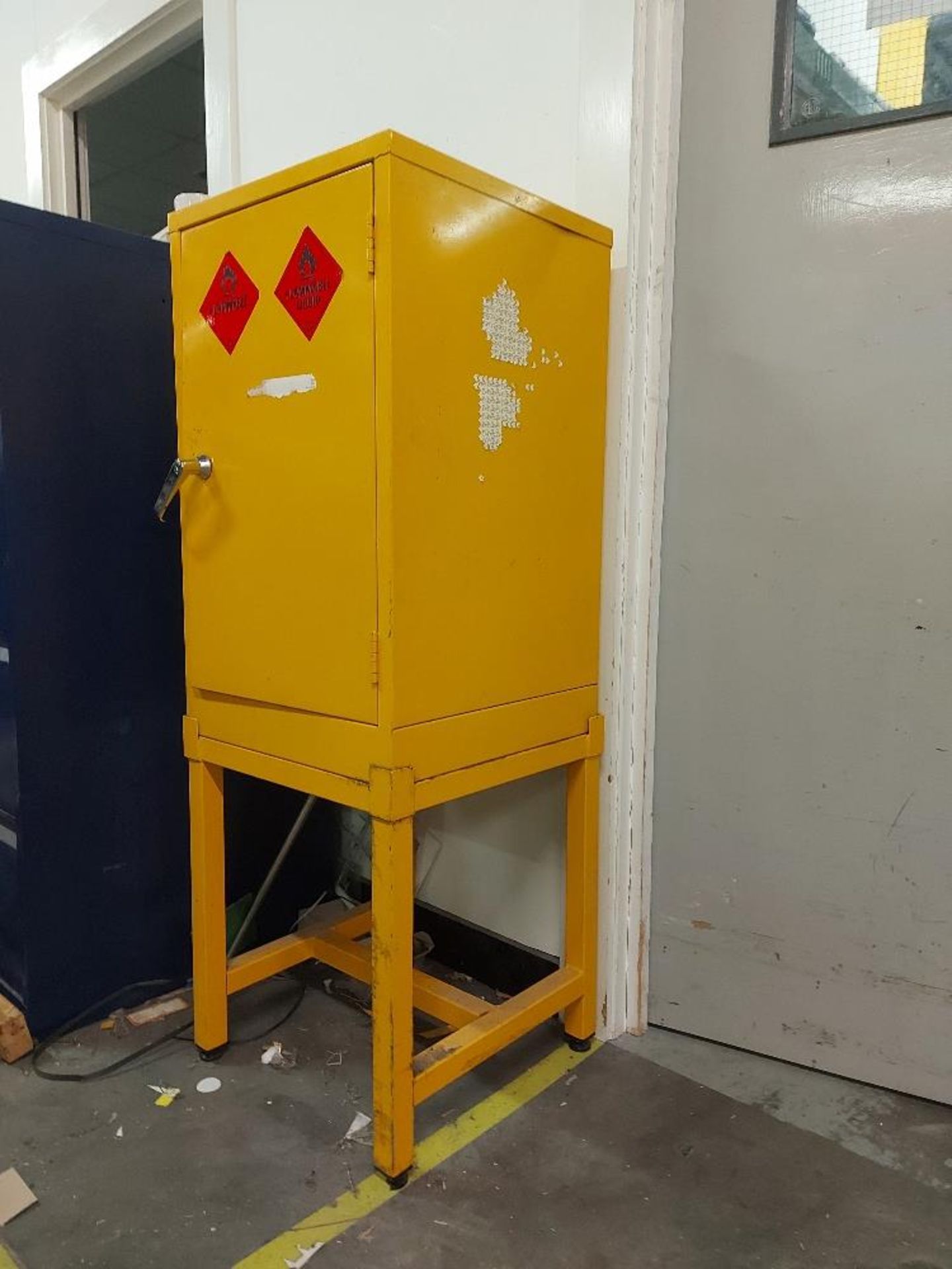 Lockable Hazardous Cabinet with Stand - Image 2 of 2