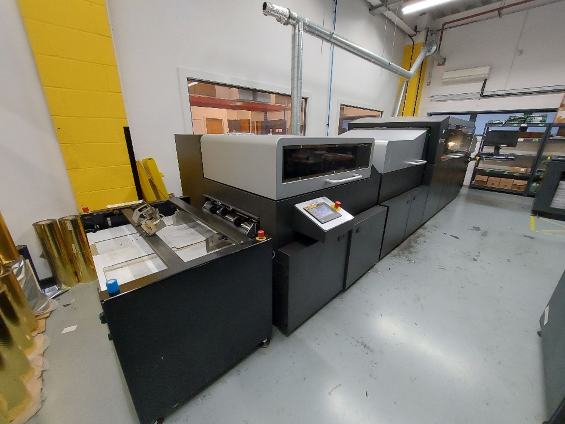 Scodix Ultra Digital Enhancement Press with CF75 Ultra Compact Foiler