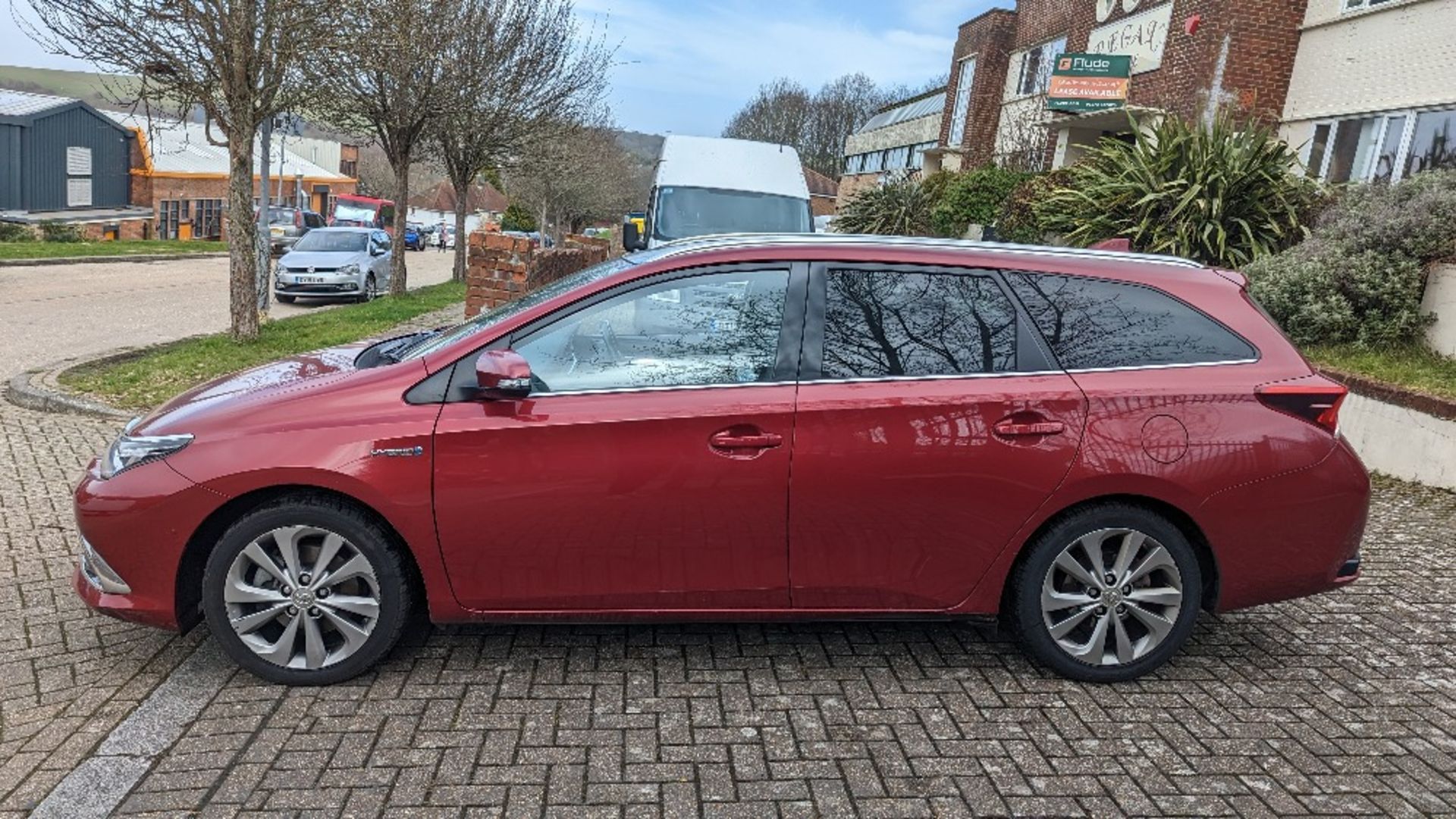 (2018) - Toyota Auris Sport Hybrid Excel TSS CVT - Image 6 of 25