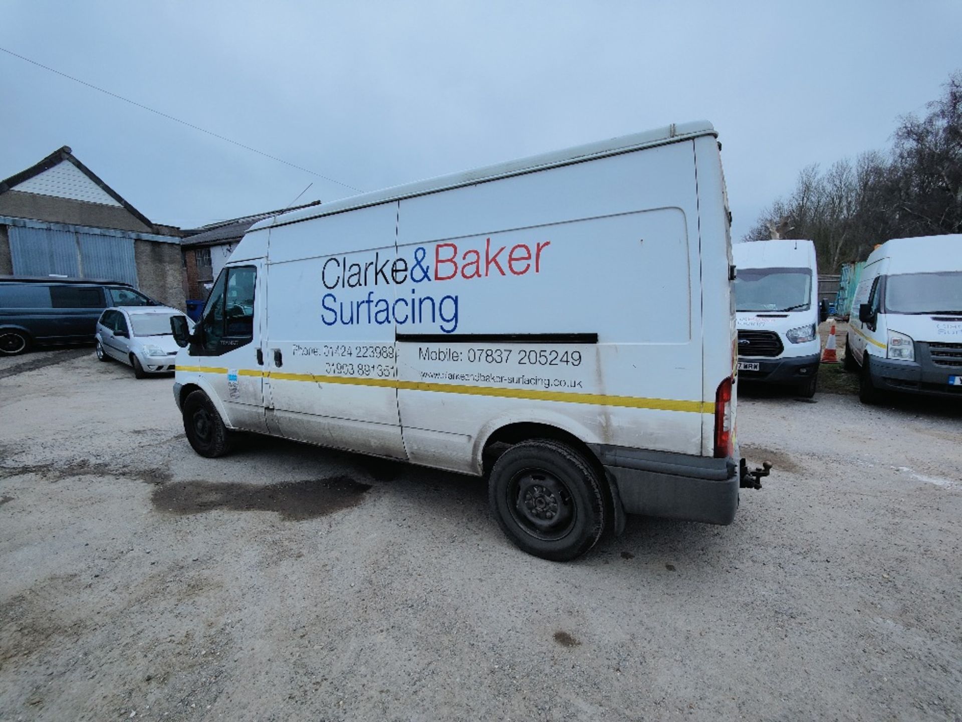 BK60 XFG - Ford Transit 115 T350L RWD - Image 8 of 18