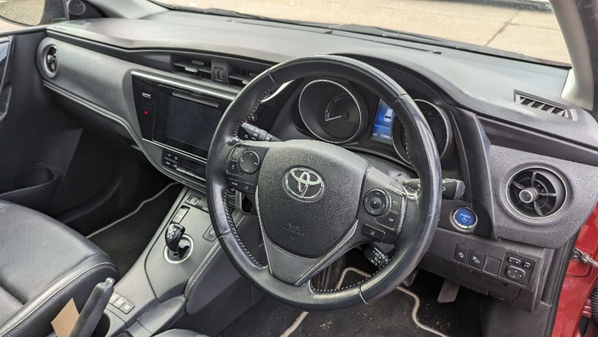 (2018) - Toyota Auris Sport Hybrid Excel TSS CVT - Image 12 of 25