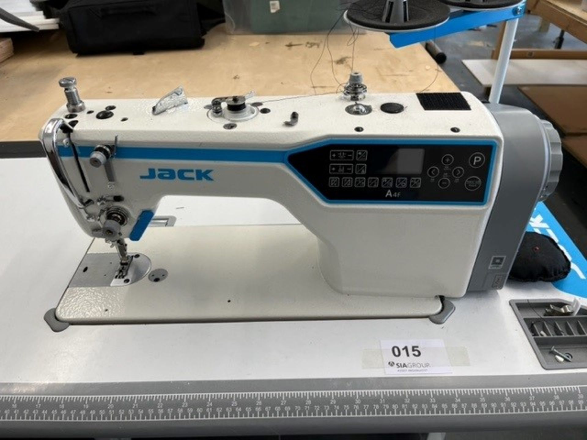 Jack A4F Industrial Fully Automatic Underbed Trimmer Sewing Machine - Image 3 of 5