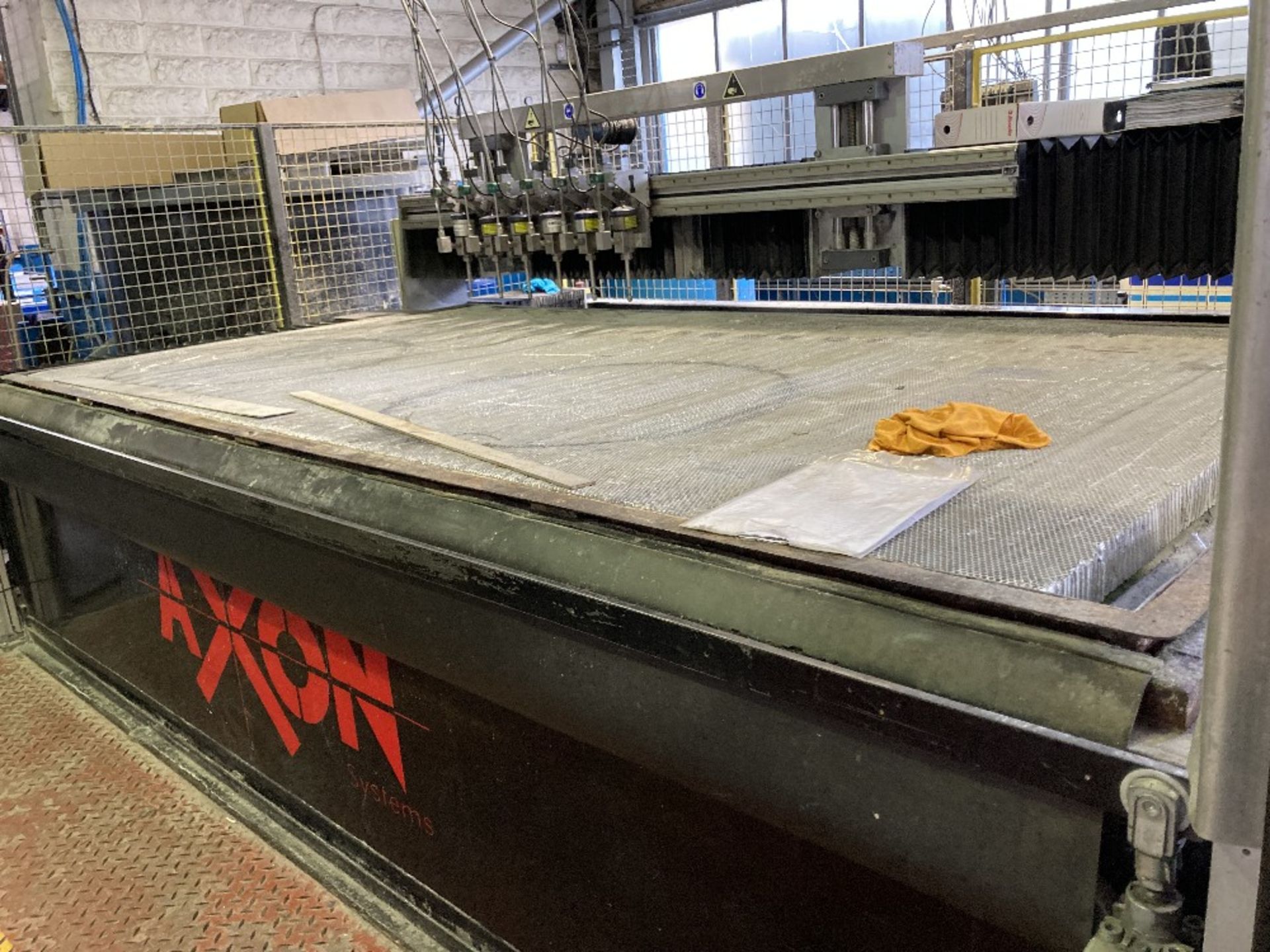 Axon Systems 3000mm x 1500m twin axis Six head waterjet cutting system - Image 2 of 14