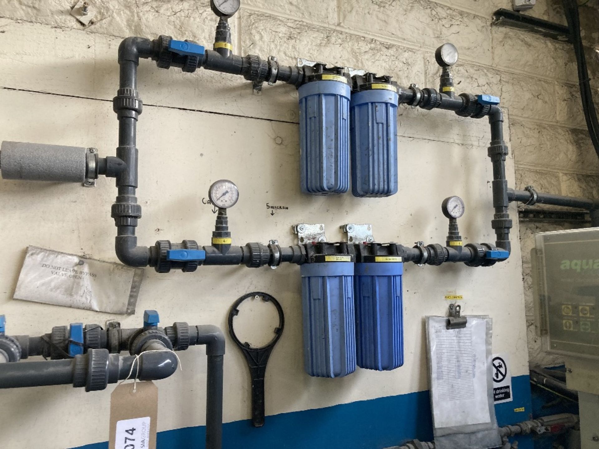 Culligan water softening system to include - Bild 10 aus 11