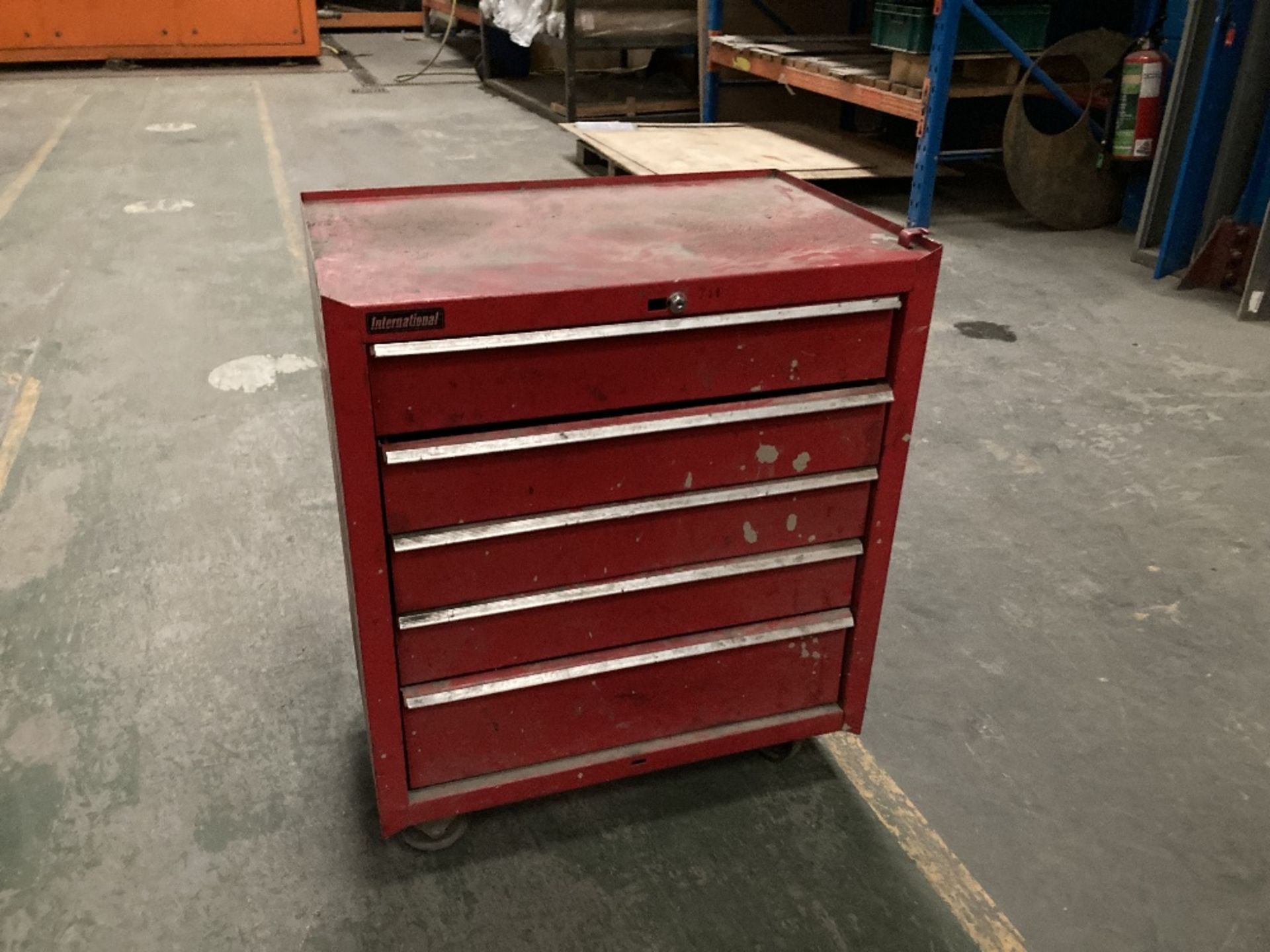 International steel mobile 5-drawer tool chest