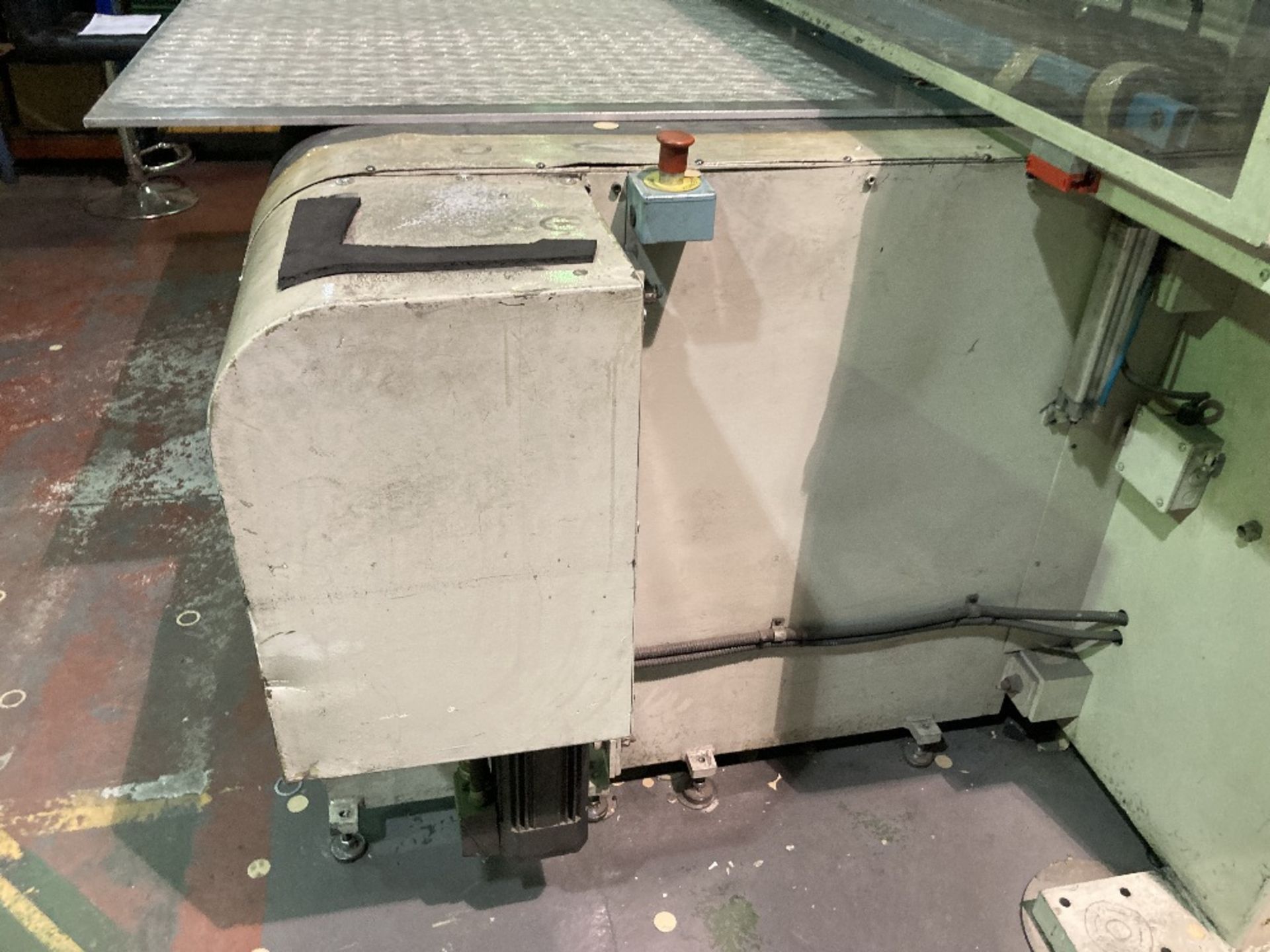 Global Cutting Technology LC45 travelling head cutting press - Image 10 of 10