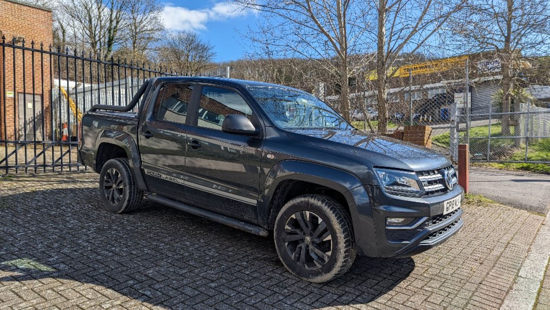 (2018) - VW Amarok Dark Label V6 TDI 4M A