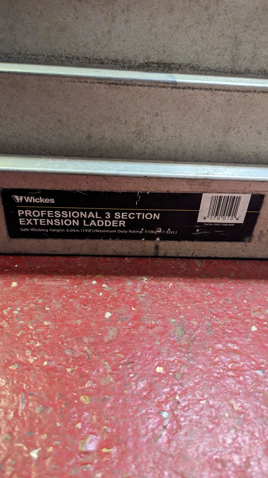Wickes professional three section extension ladder - Image 3 of 3