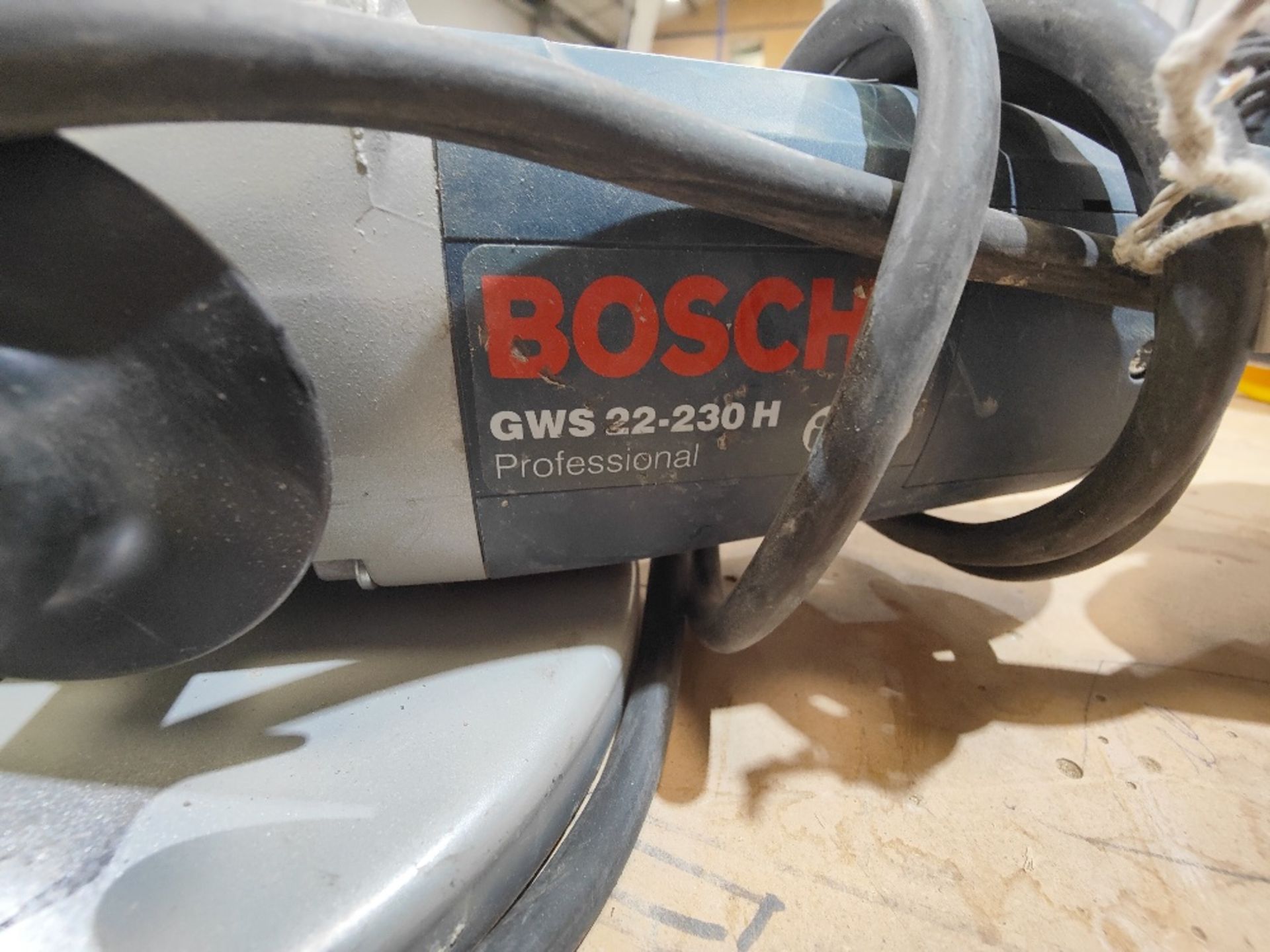Bosch Professional GWS 22-230H 9 inch 110V angle grinder - Image 4 of 4