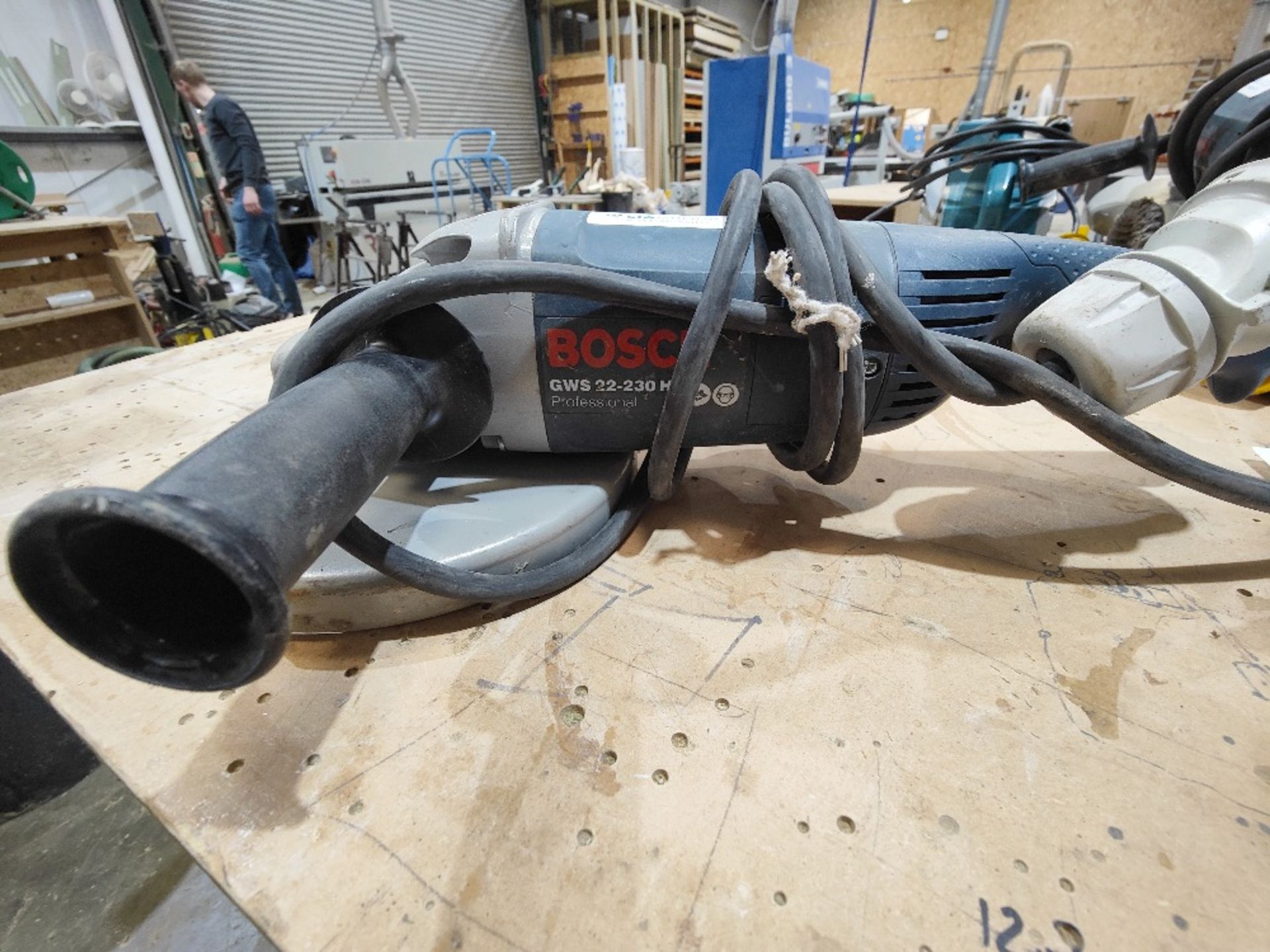 Bosch Professional GWS 22-230H 9 inch 110V angle grinder - Image 3 of 4