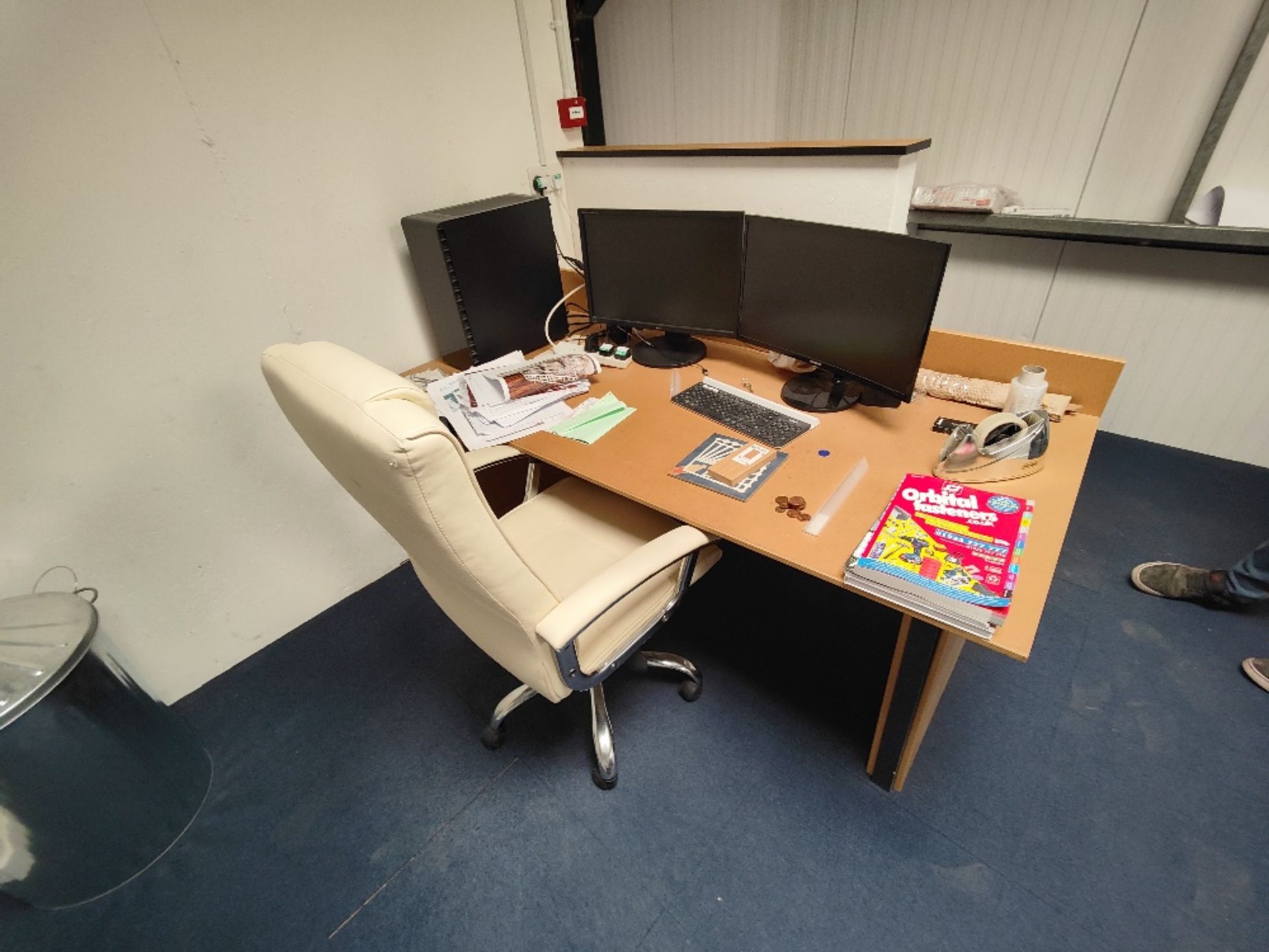 Office furniture to include: - Image 2 of 8