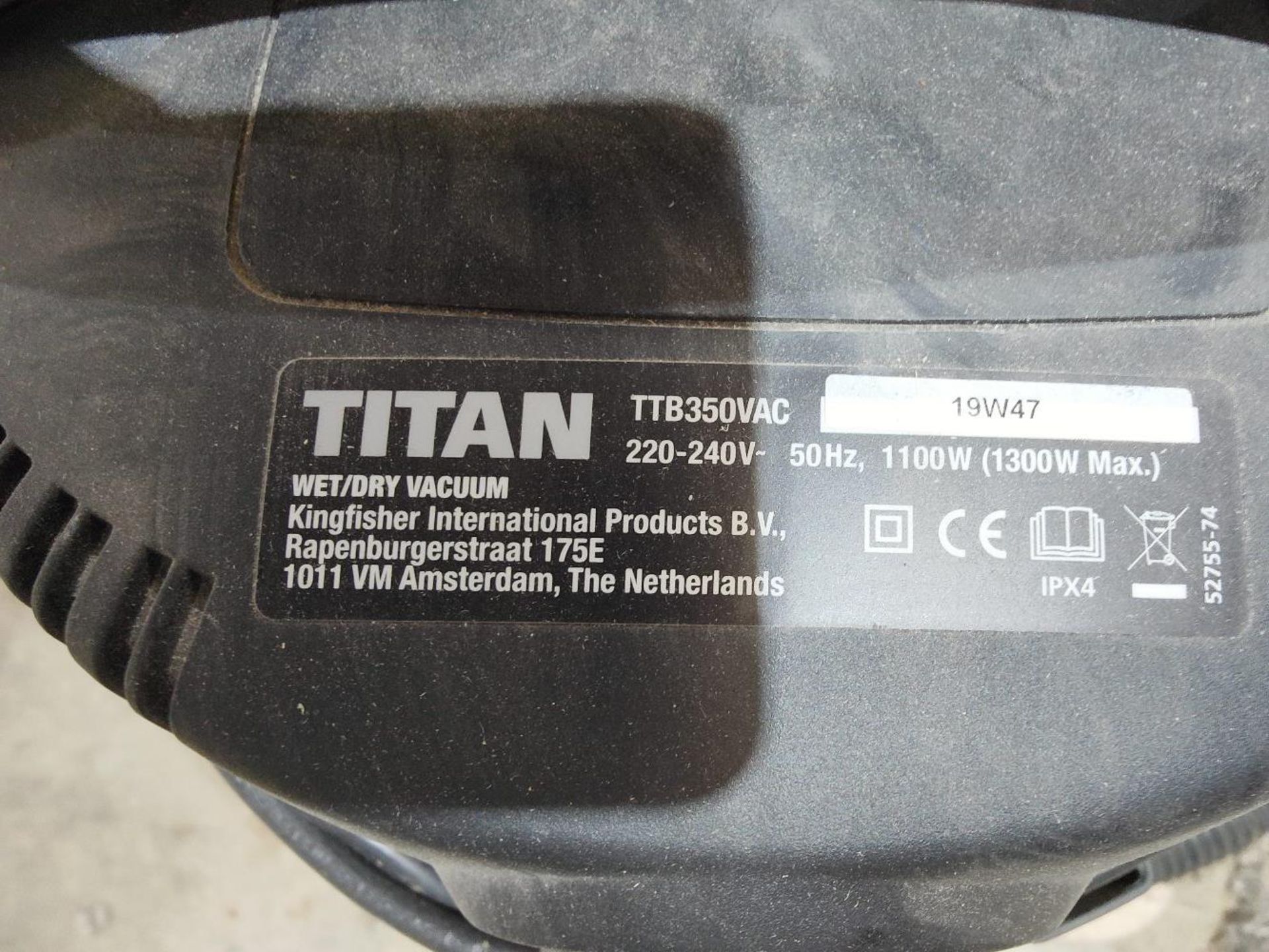 Titan TTB350VAC wet and dry vacuum cleaner - Image 3 of 3
