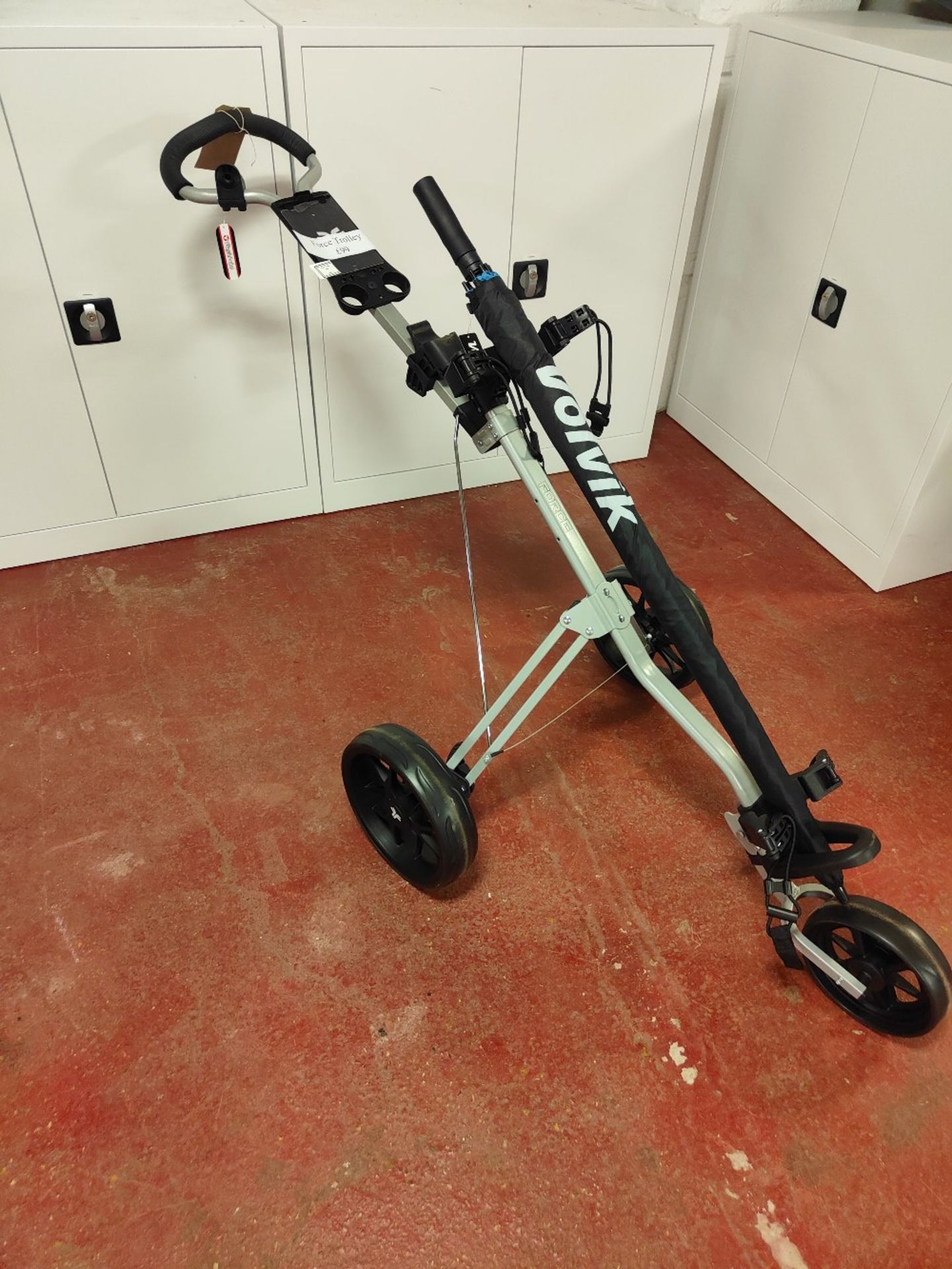 Fastfold force trolley with Volvik umbrella - Image 2 of 2