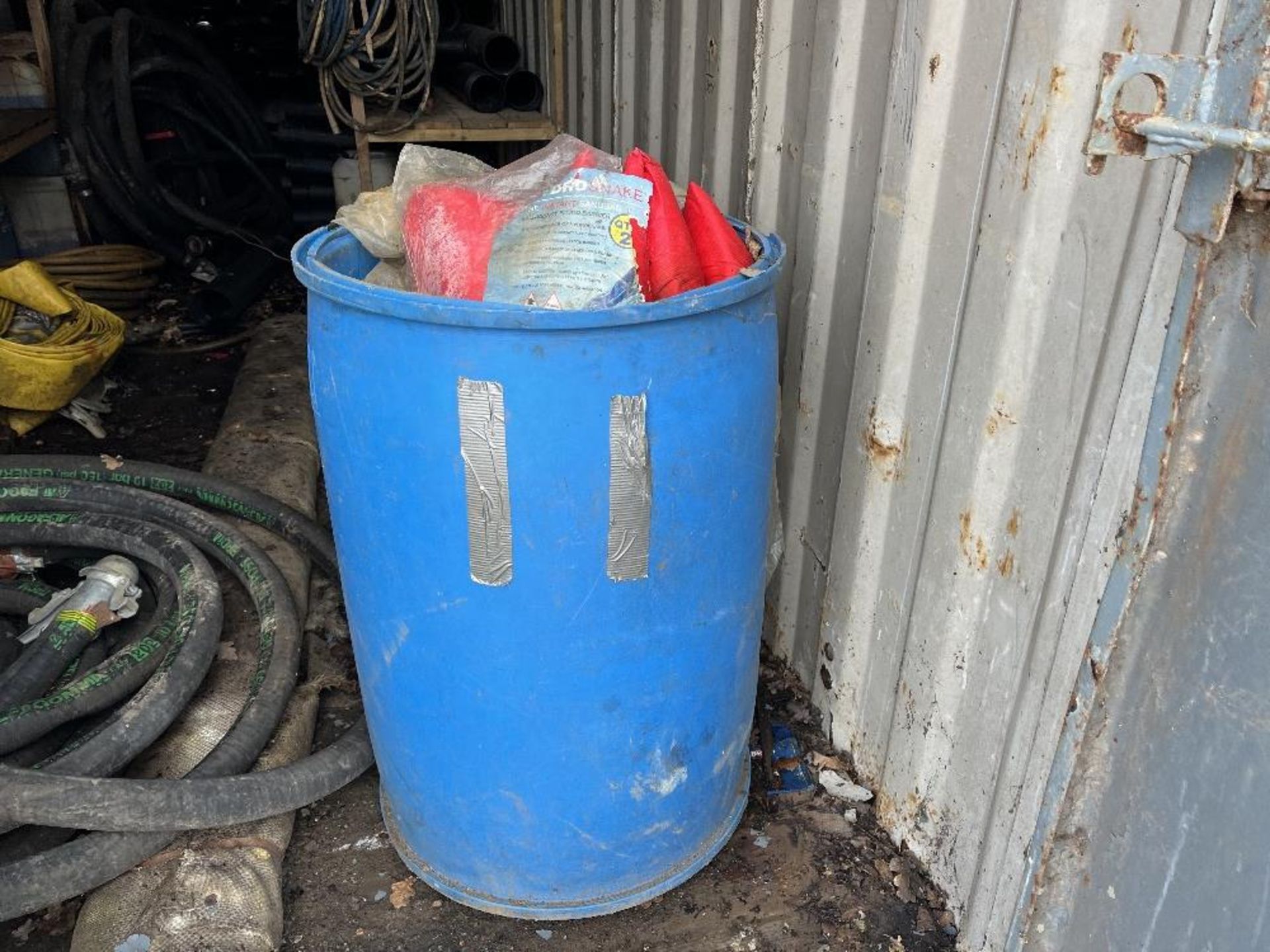 Contents of container - Image 2 of 6