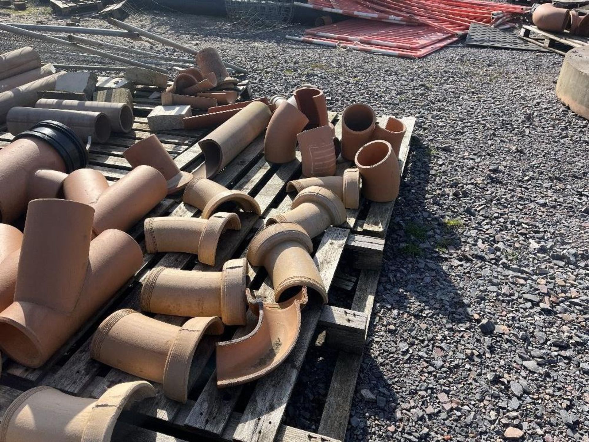 Quantity of clay channels, Y joints and T joints - Image 5 of 7