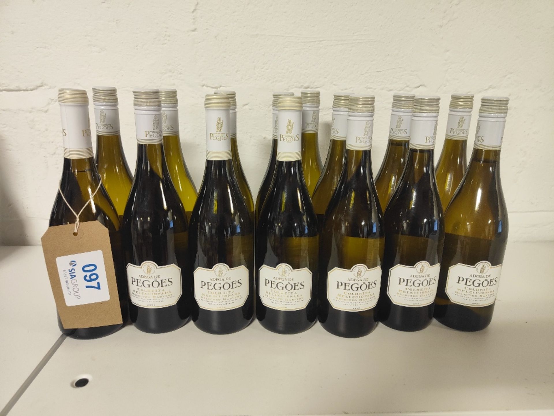 (15) Bottles of Adega De Pegoes Colheita Seleccionada