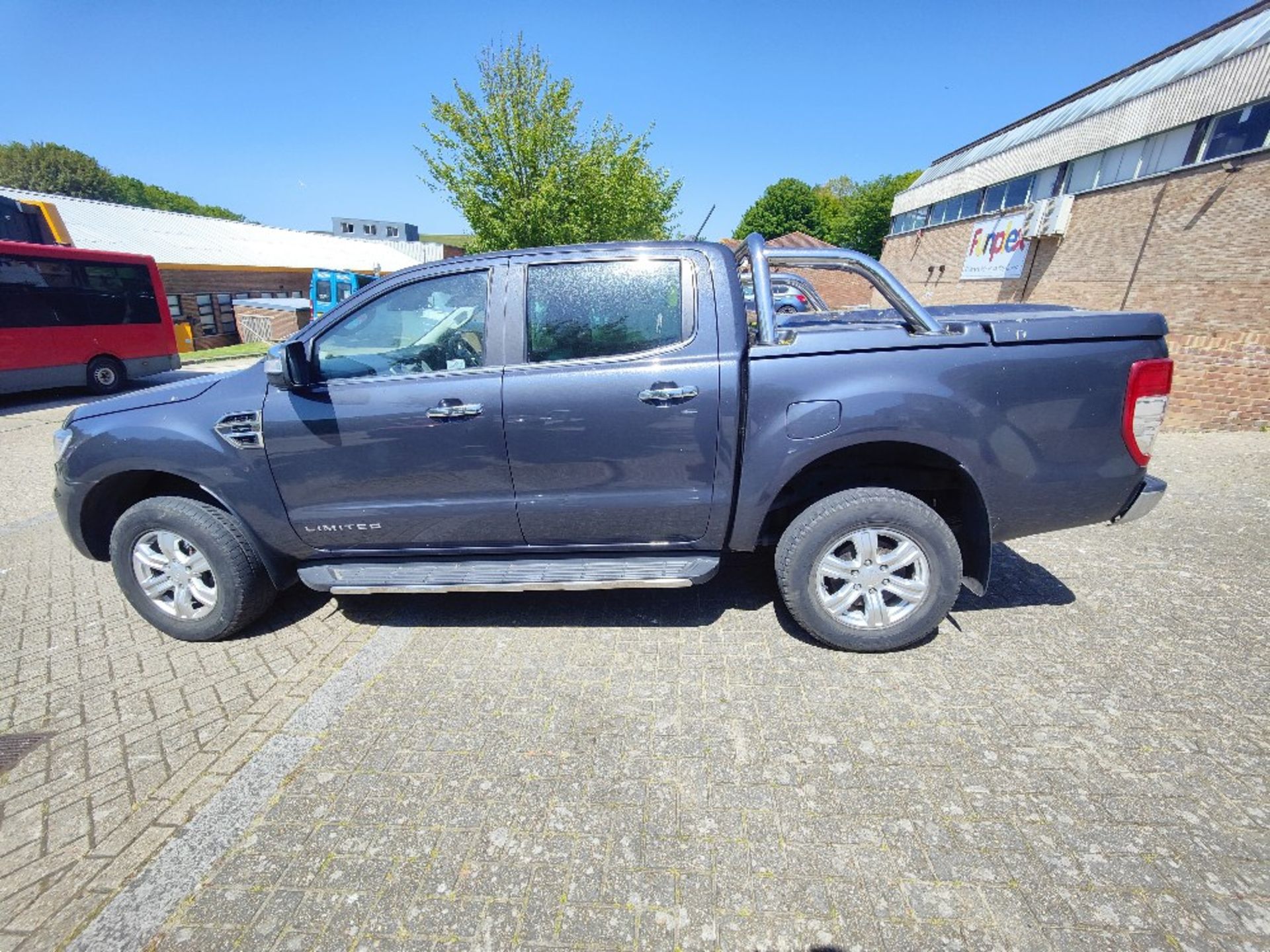 (2019) Ford Ranger Limited EcoBlue 4x4 - EW19 EYA - Image 9 of 19