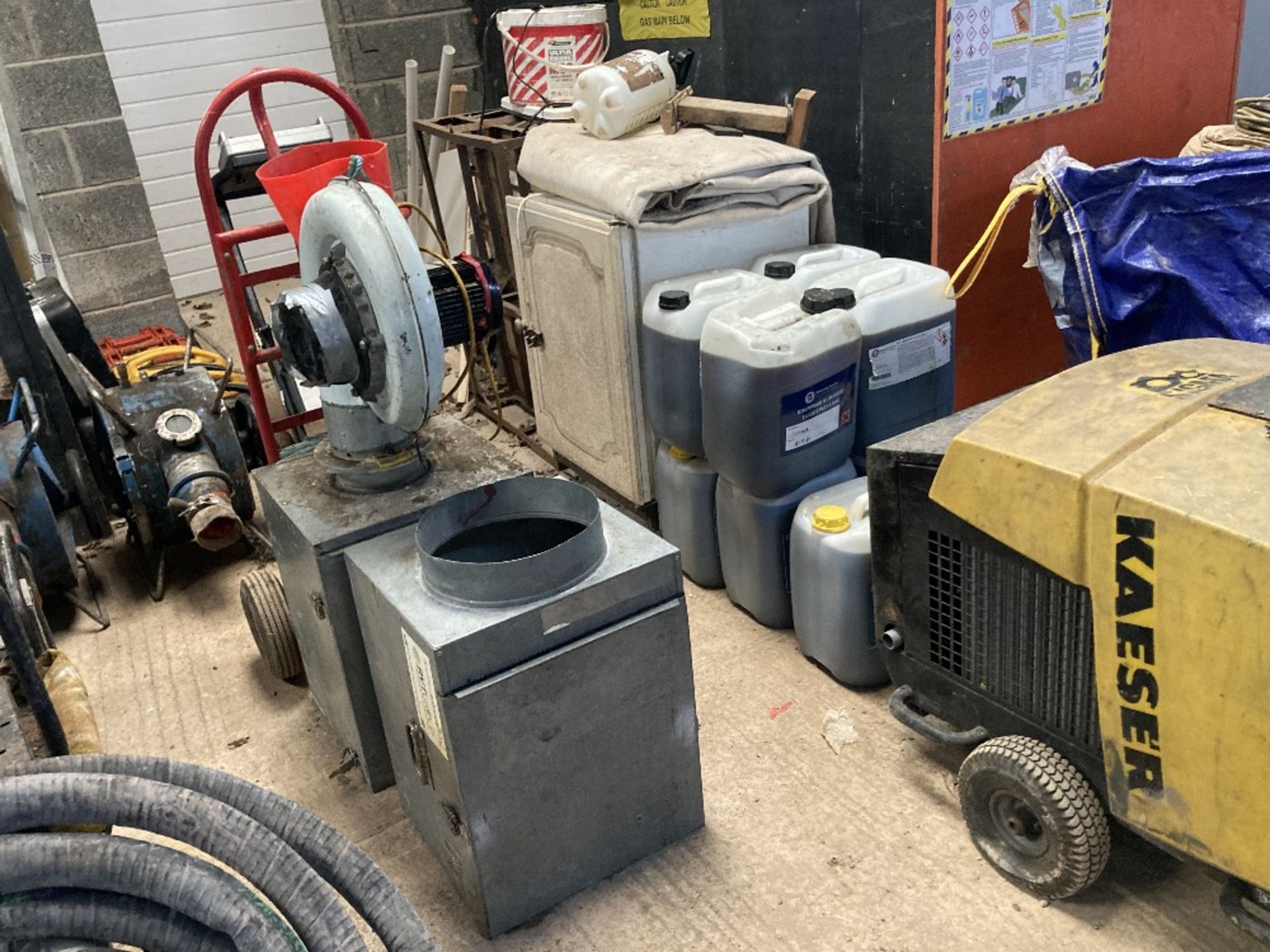 Unbranded Air Extraction Unit With Spare Filter Box - Image 3 of 5