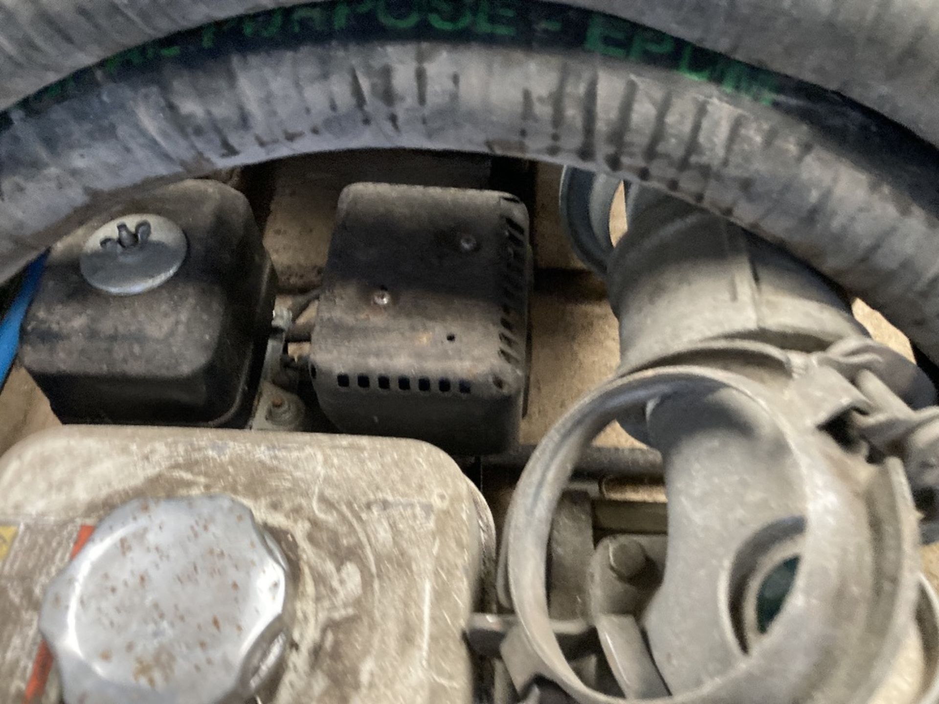 Koshin SHE-80X Water Pump With Hose - Image 5 of 5