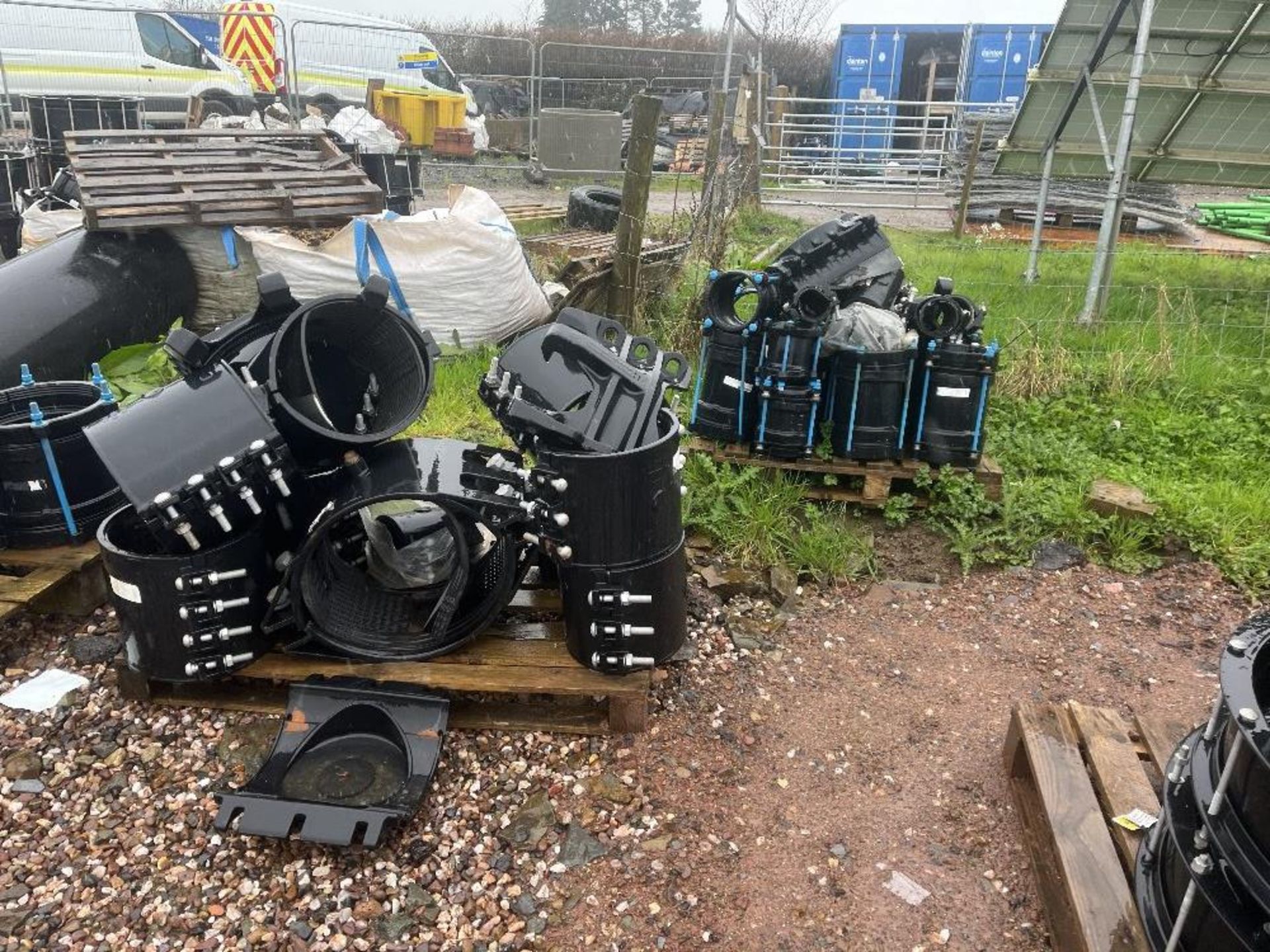 Quantity of assorted sized stepped coupling, maxfit coupling & various other coupling products - Image 7 of 10