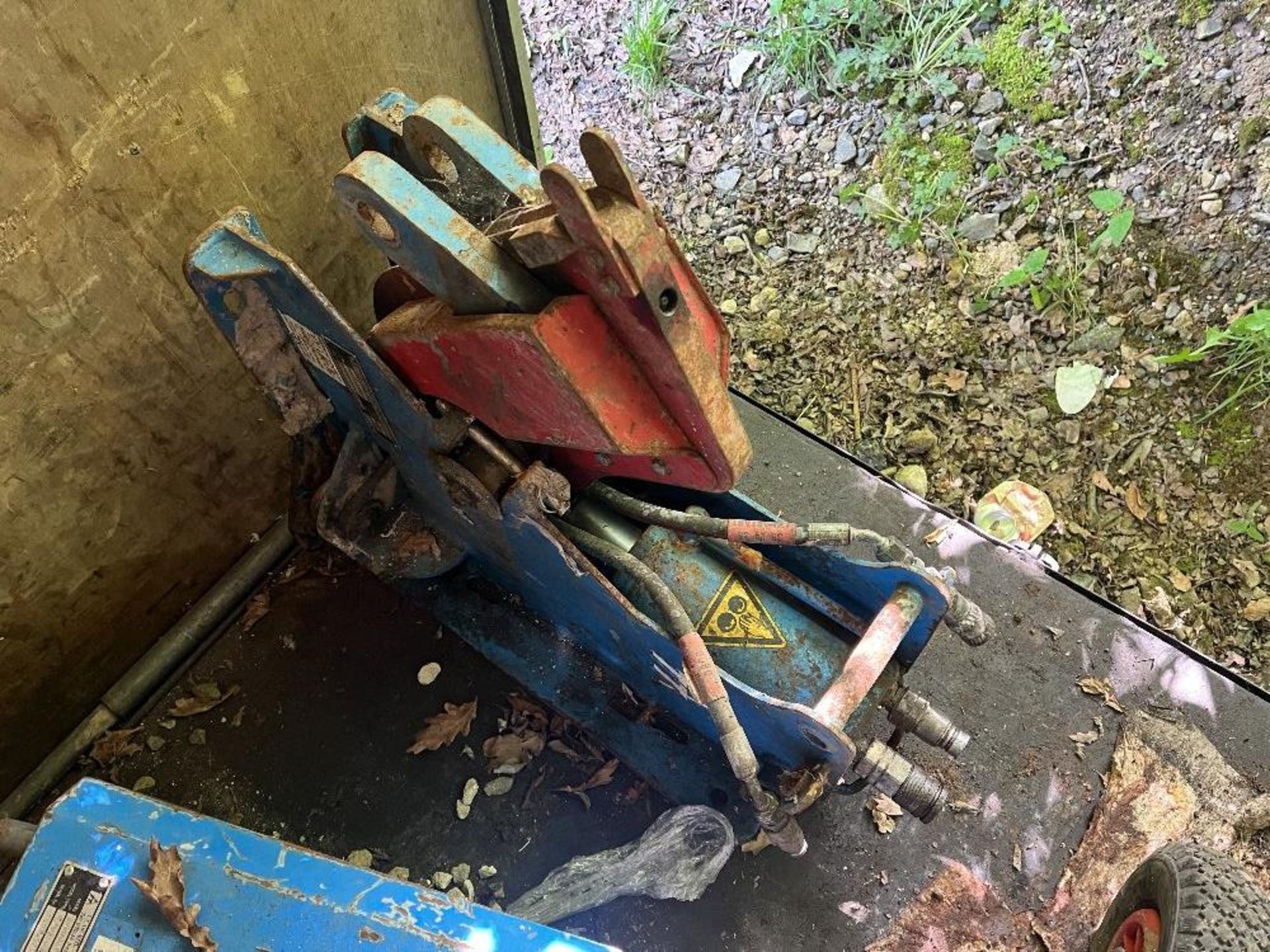Ifor Williams twin axle box trailer complete with T.T.UK pipe bursting equipment - Image 5 of 20