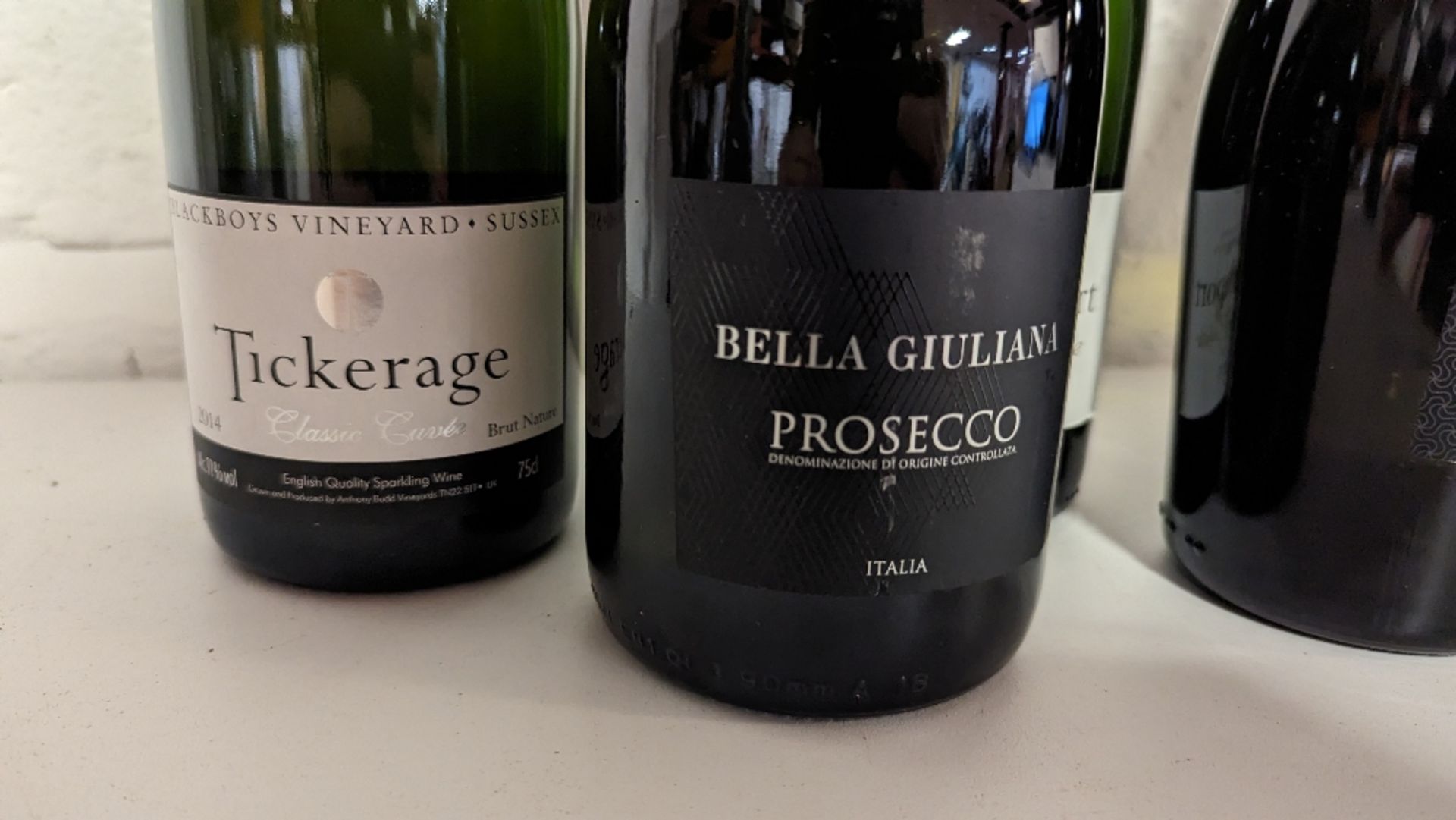 (8) Bottles of sparkling wine and prosecco to include: - Bild 2 aus 9