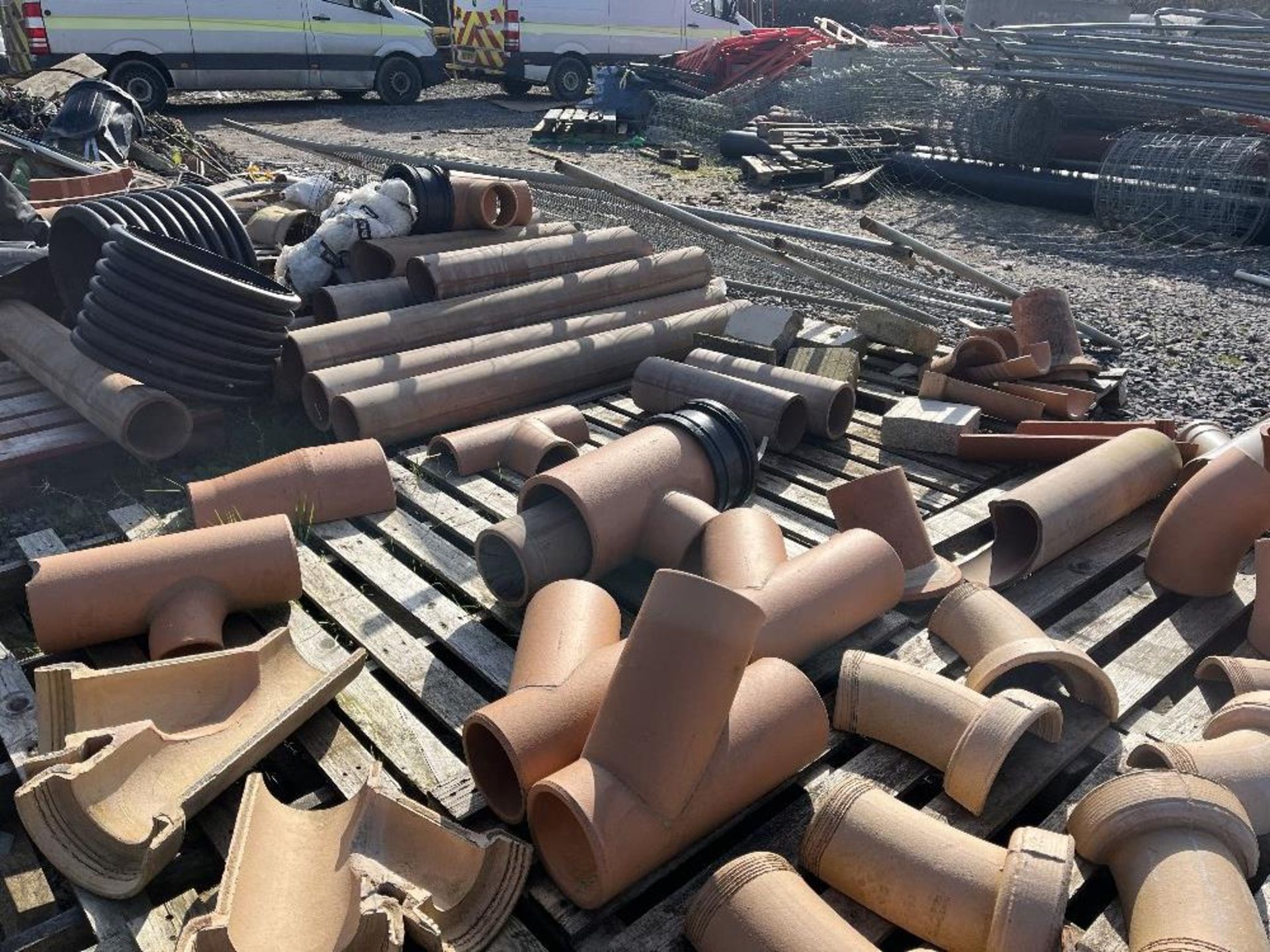 Quantity of clay channels, Y joints and T joints - Image 4 of 7