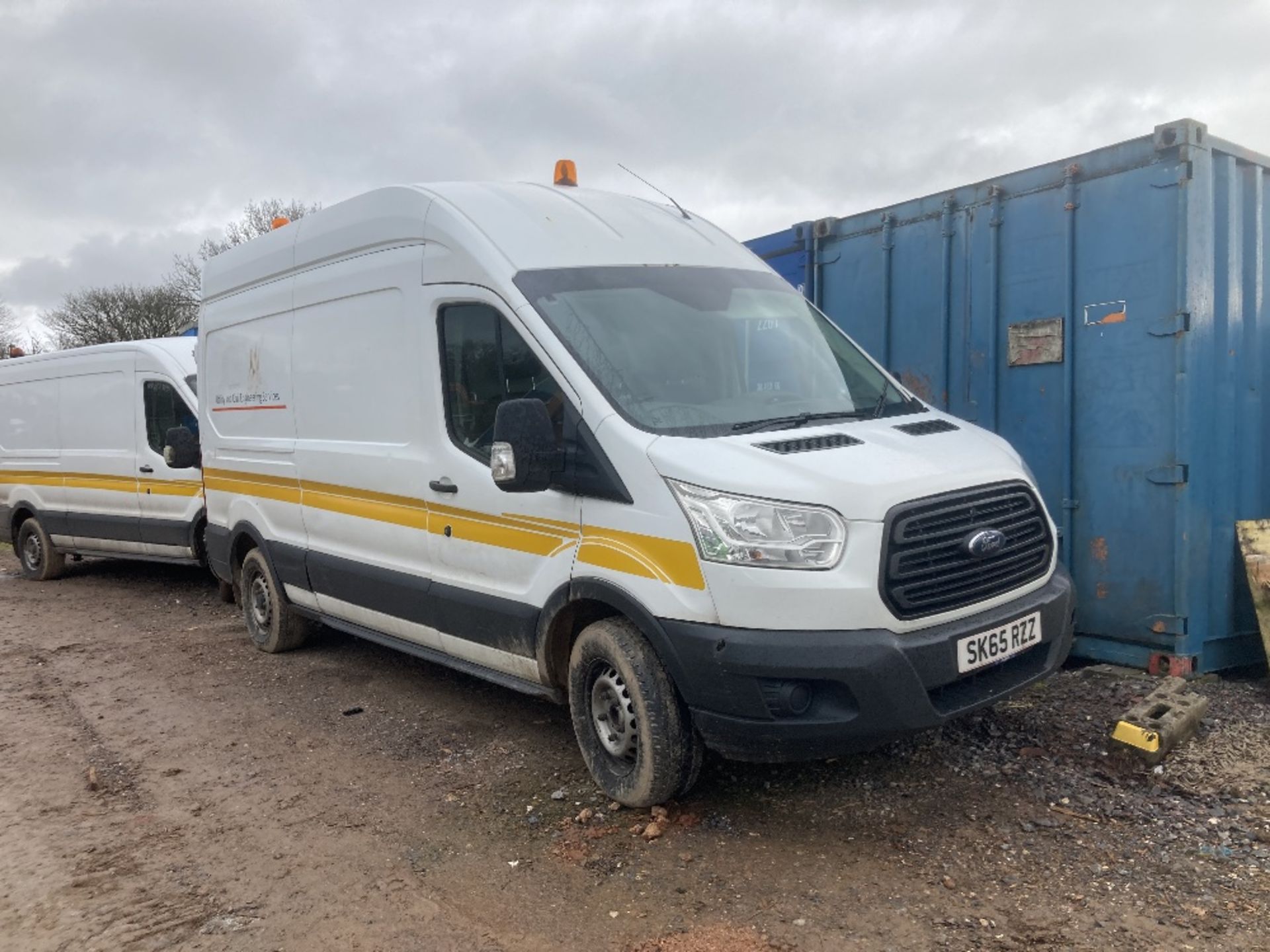 Ford Transit 350 L3 Panel Van 2.2 Manual 2 Door SK65 RZZ - Image 2 of 11