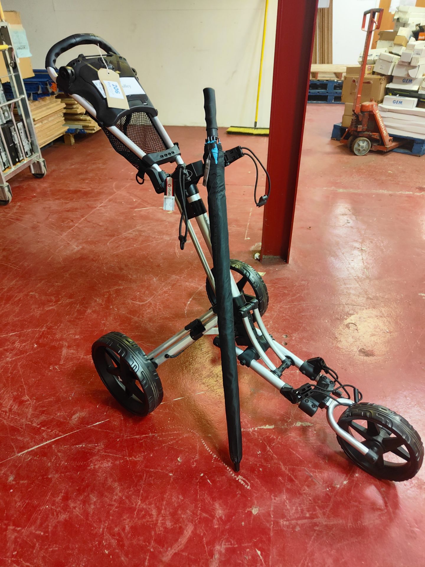 Fastfold Trike 2.0 golf trolley with Volvik umbrella