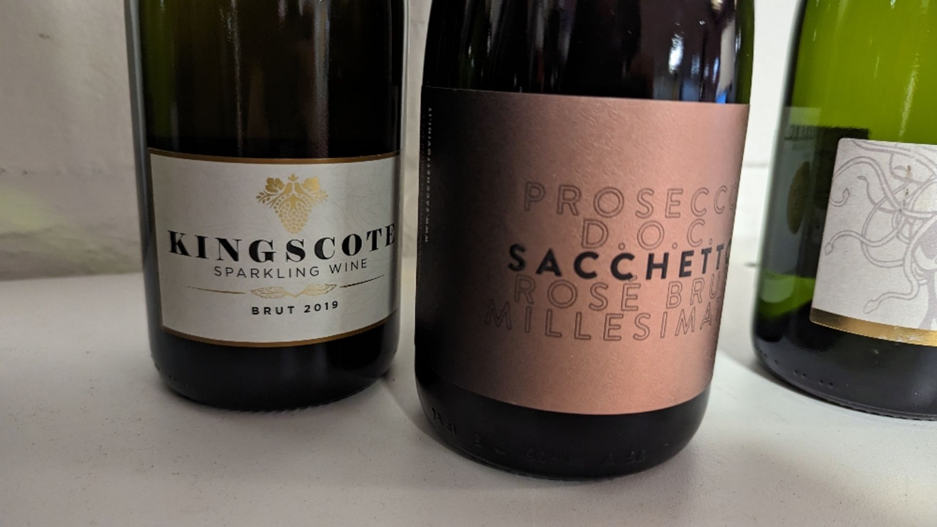 (8) Bottles of sparkling wine and prosecco to include: - Bild 4 aus 9