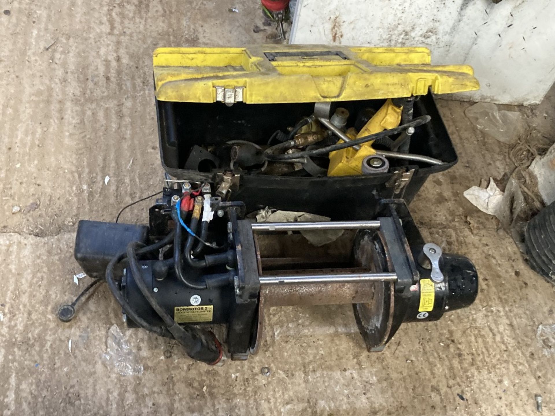 BOW MOTOR 2 Winch For Spares And Repairs - Image 2 of 3