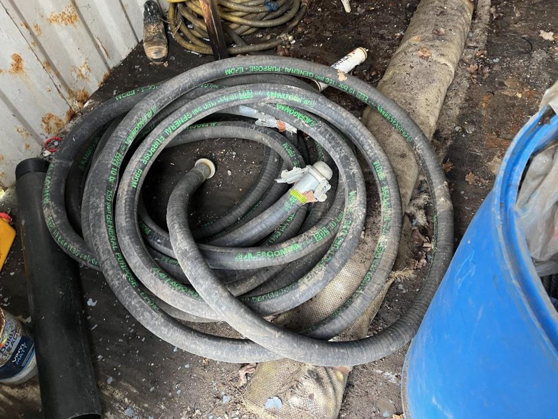 Contents of container - Image 3 of 6