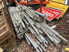 Quantity of scaffolding, road signs and hoses