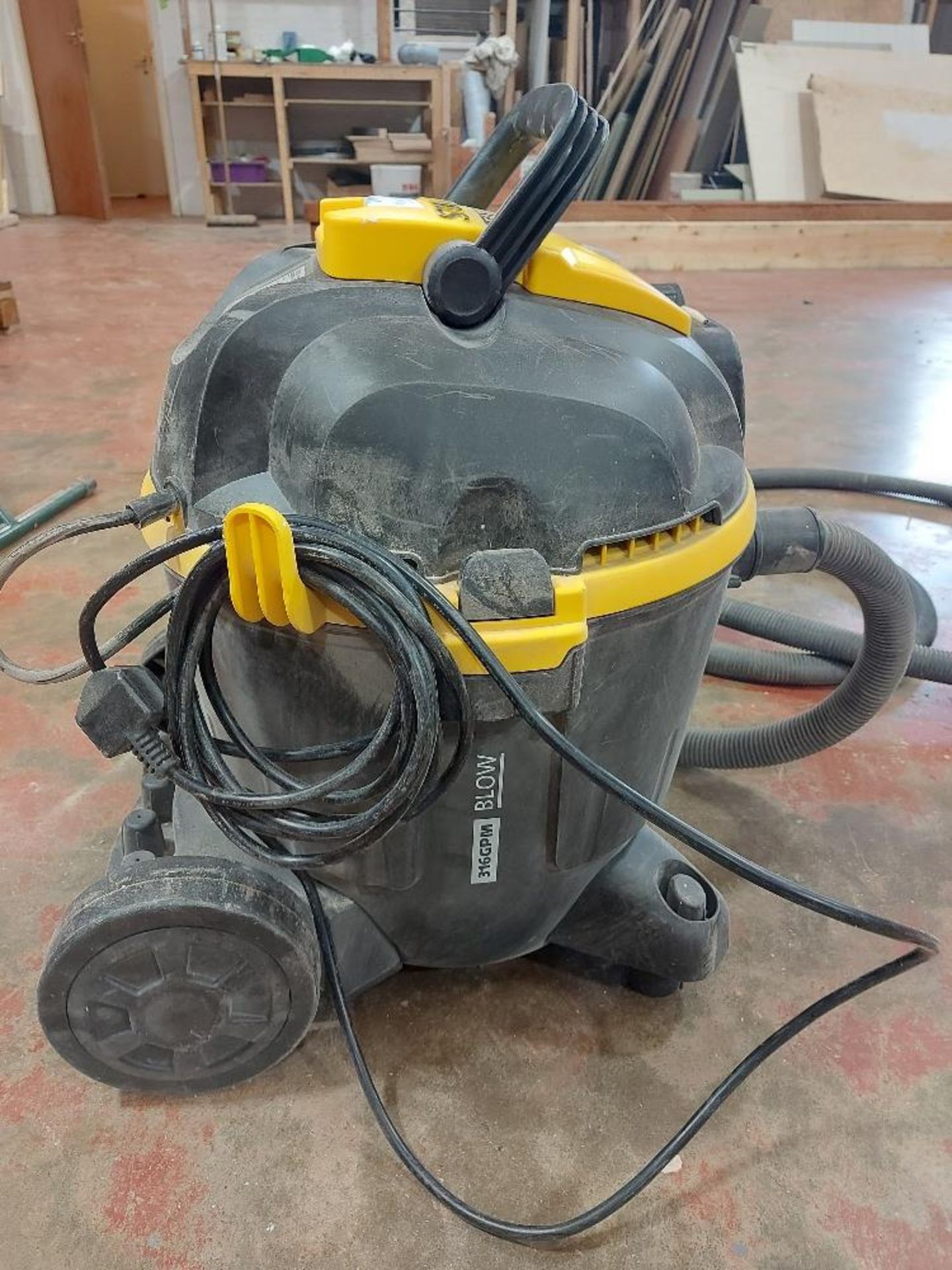 Stanley Fatmax 316GPM Wet / Dry Vacuum - Image 2 of 5