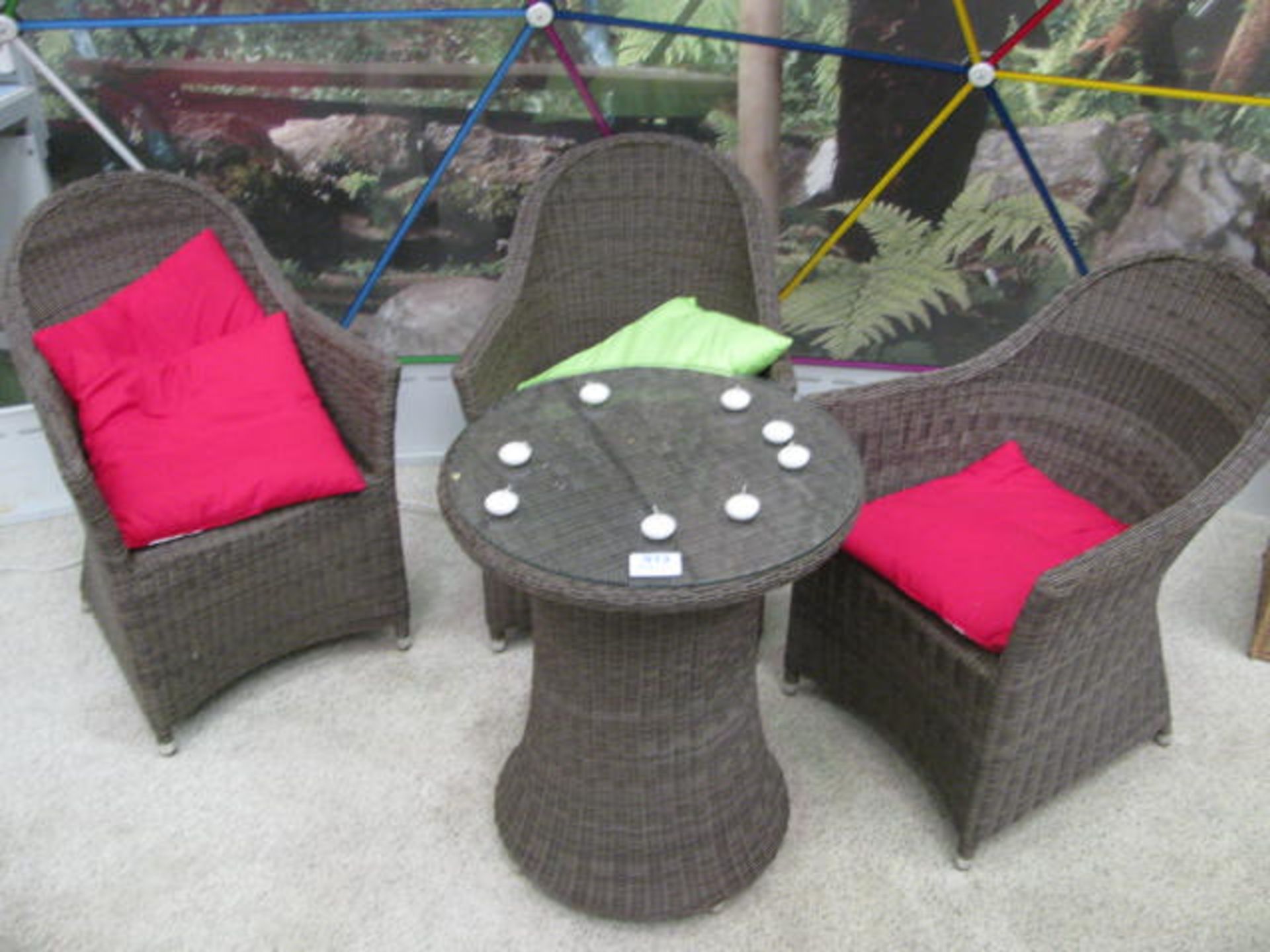 Rattan table and chair set - Image 2 of 3