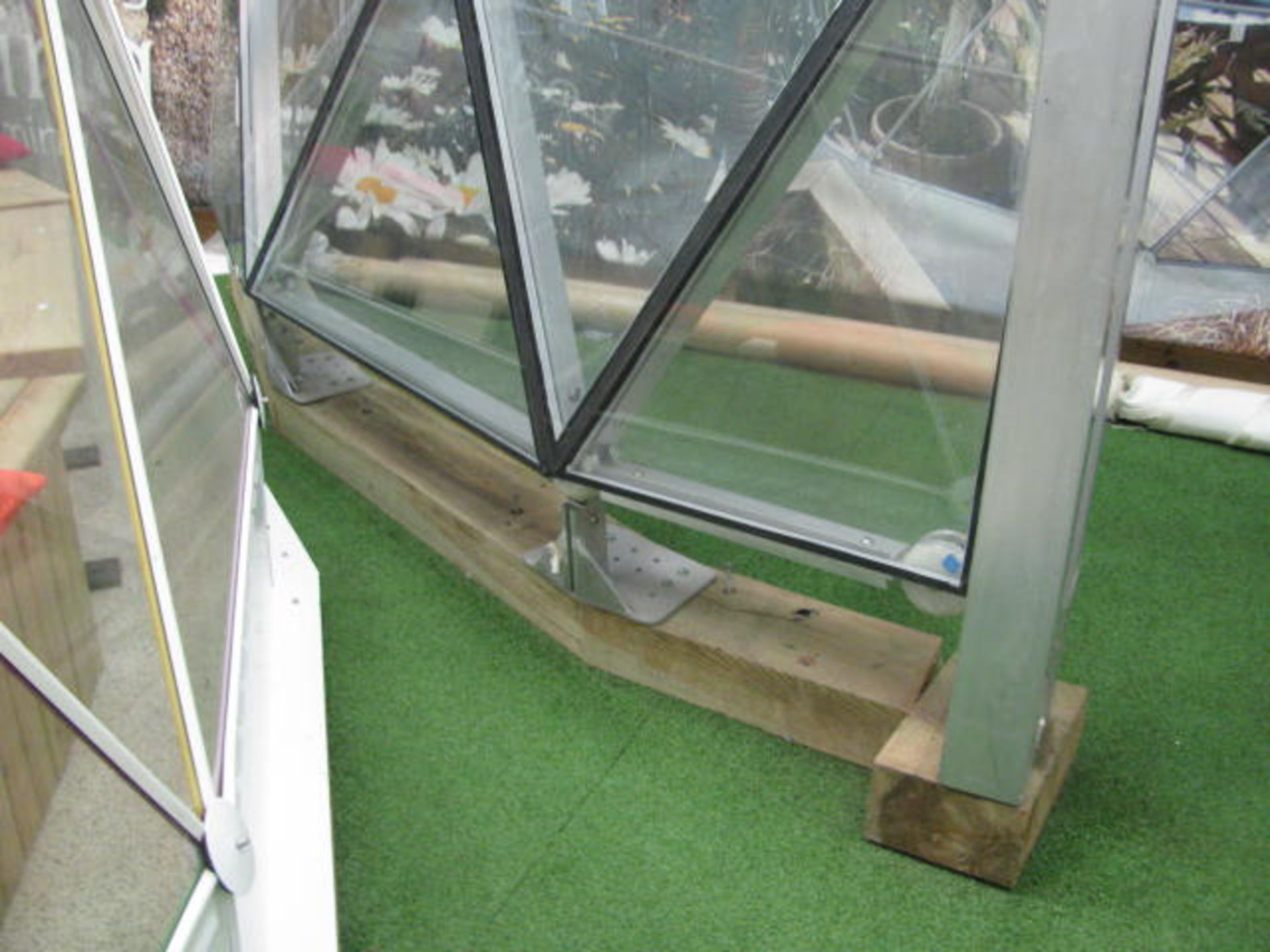 Double glazed dome entrance sample togeter with double glazed roof section - Image 5 of 7