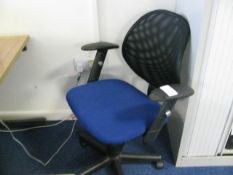 2X Gas operated revolving chair