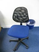 2X Gas operated revolving chair