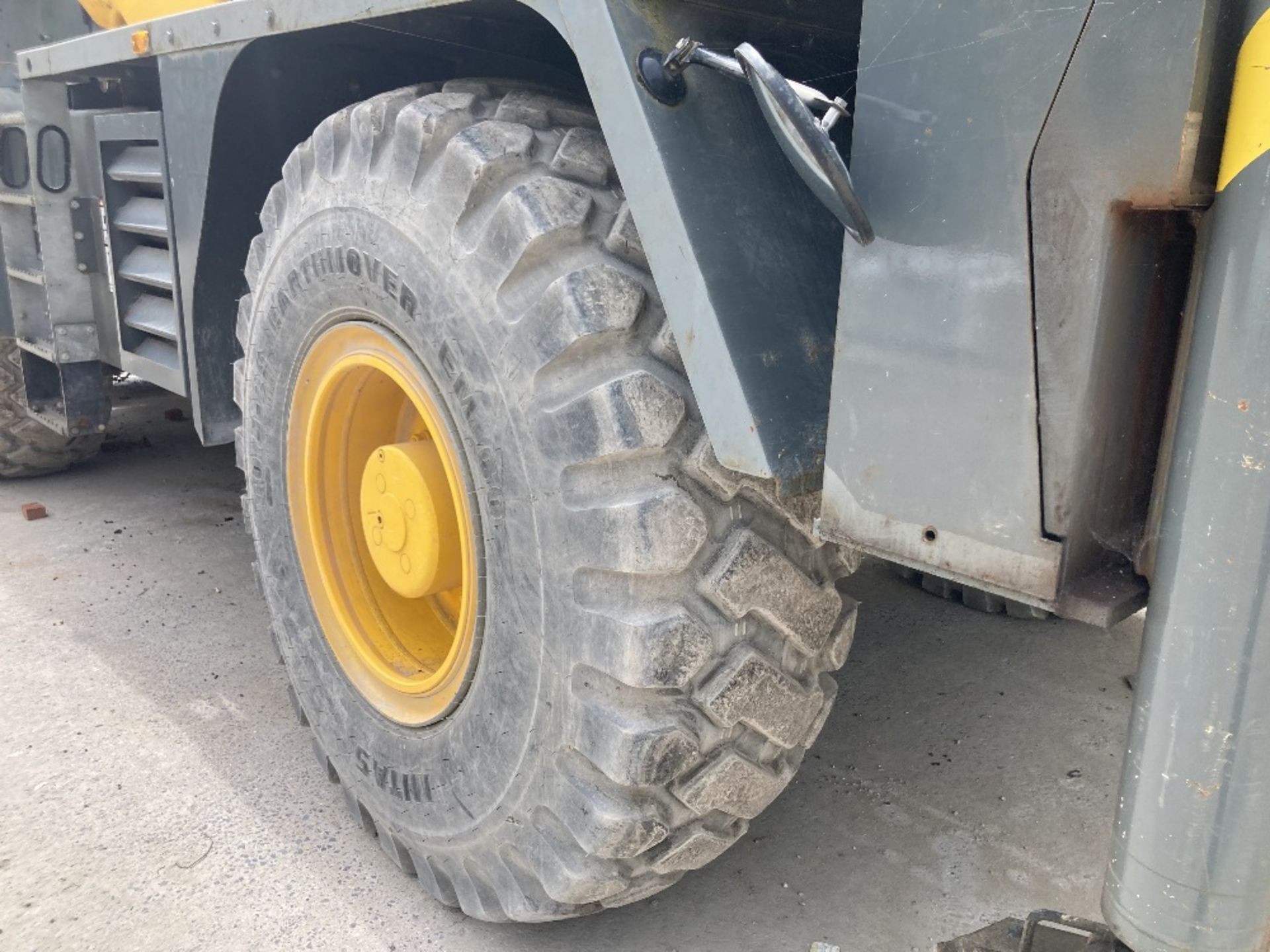 Grove by Manitou RT530E-2 rubber tyred all terrain crane - Image 7 of 19