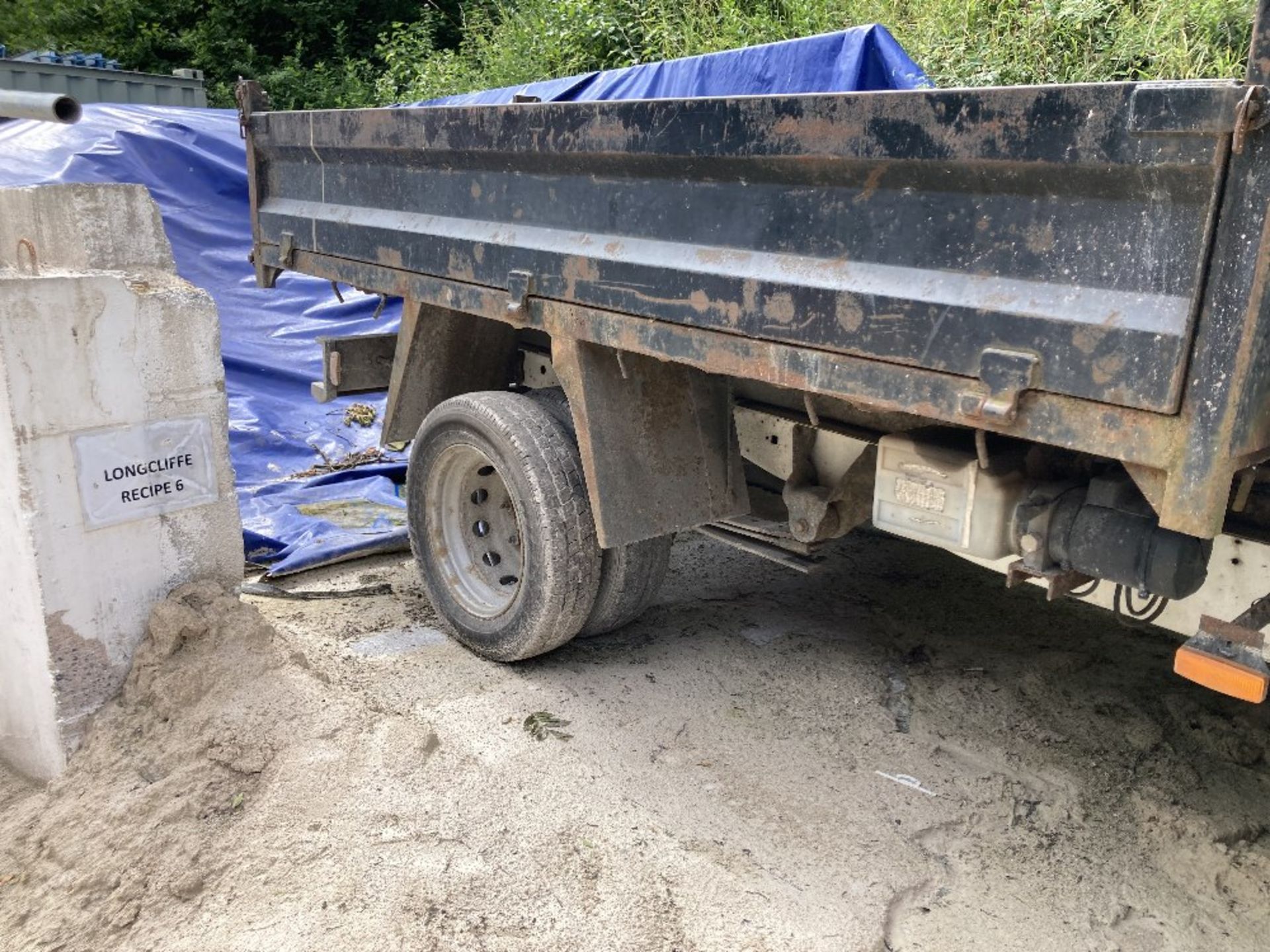 Ford Transit 100 T350 RWD double cab tipper - Image 4 of 22