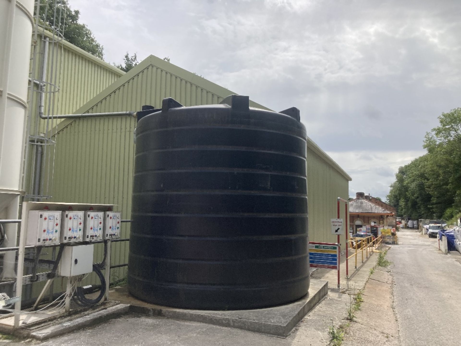 Enduratank polypropylene rainwater collection tank with process purification plant - Image 2 of 10