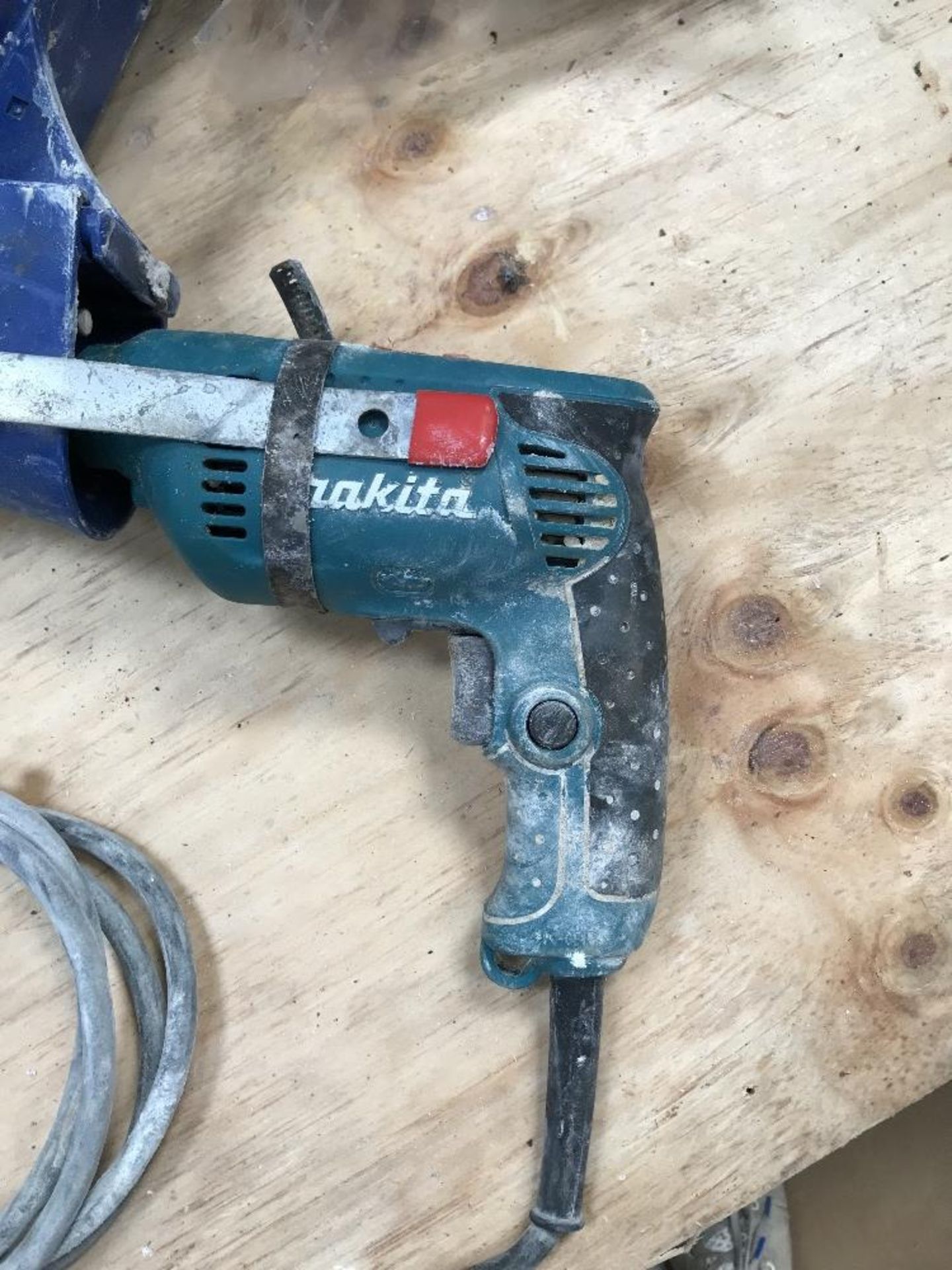 Makita 110v hand drill with Quikpoint Mortargun attachment - Image 2 of 4